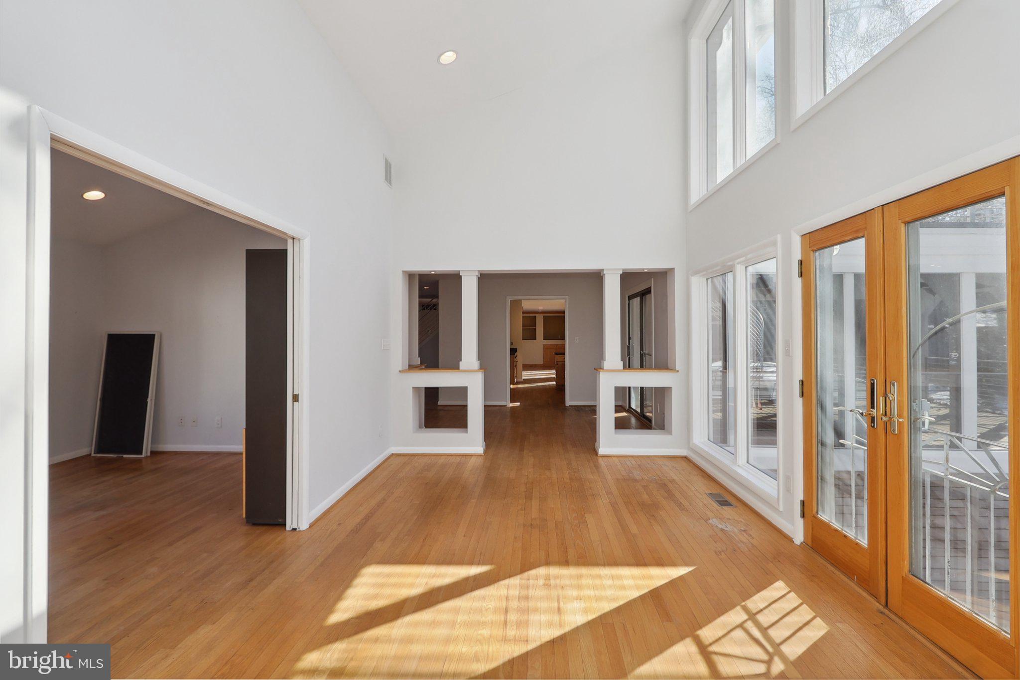 BURNING TREE MANOR - Residential