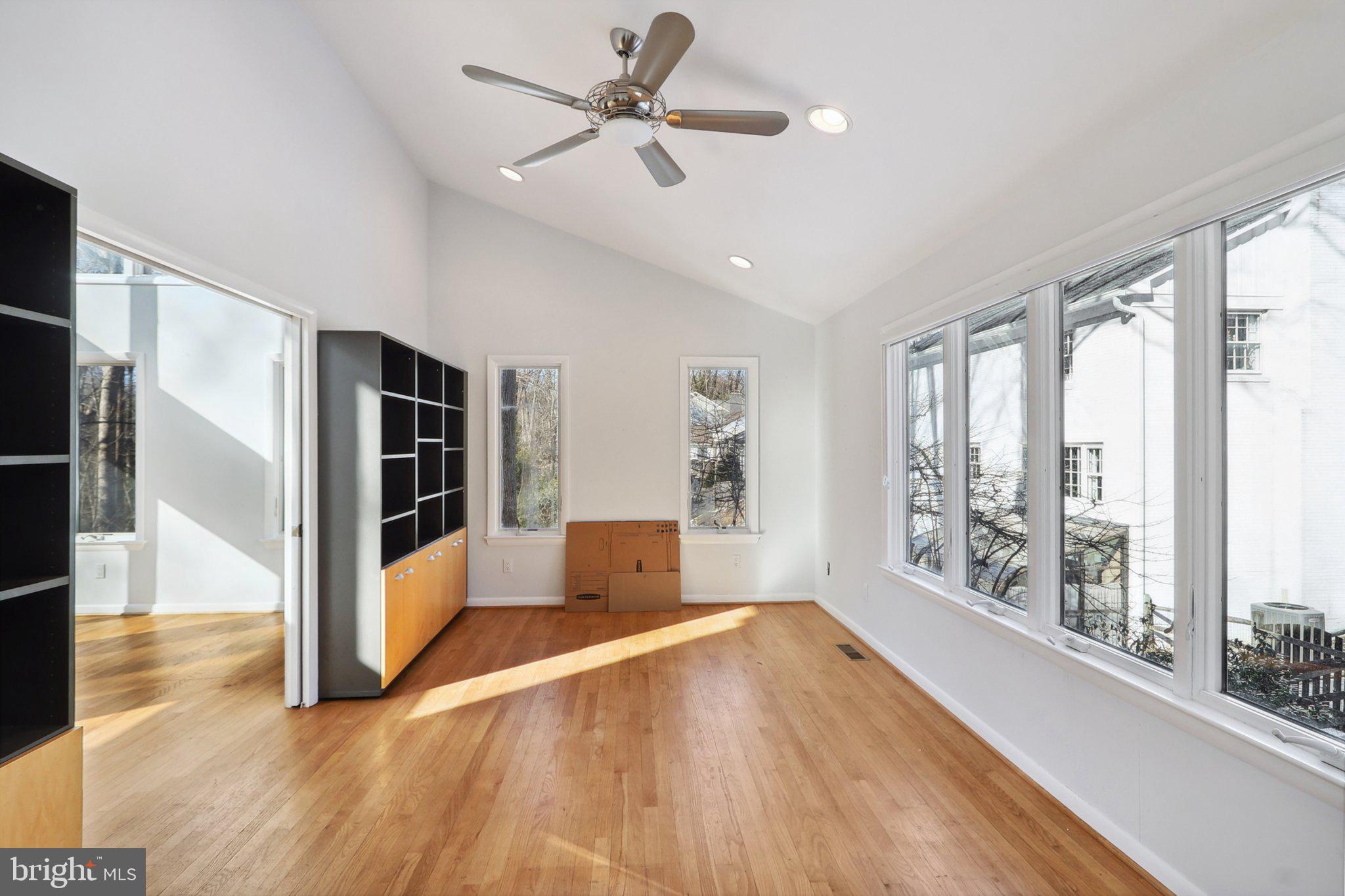 BURNING TREE MANOR - Residential