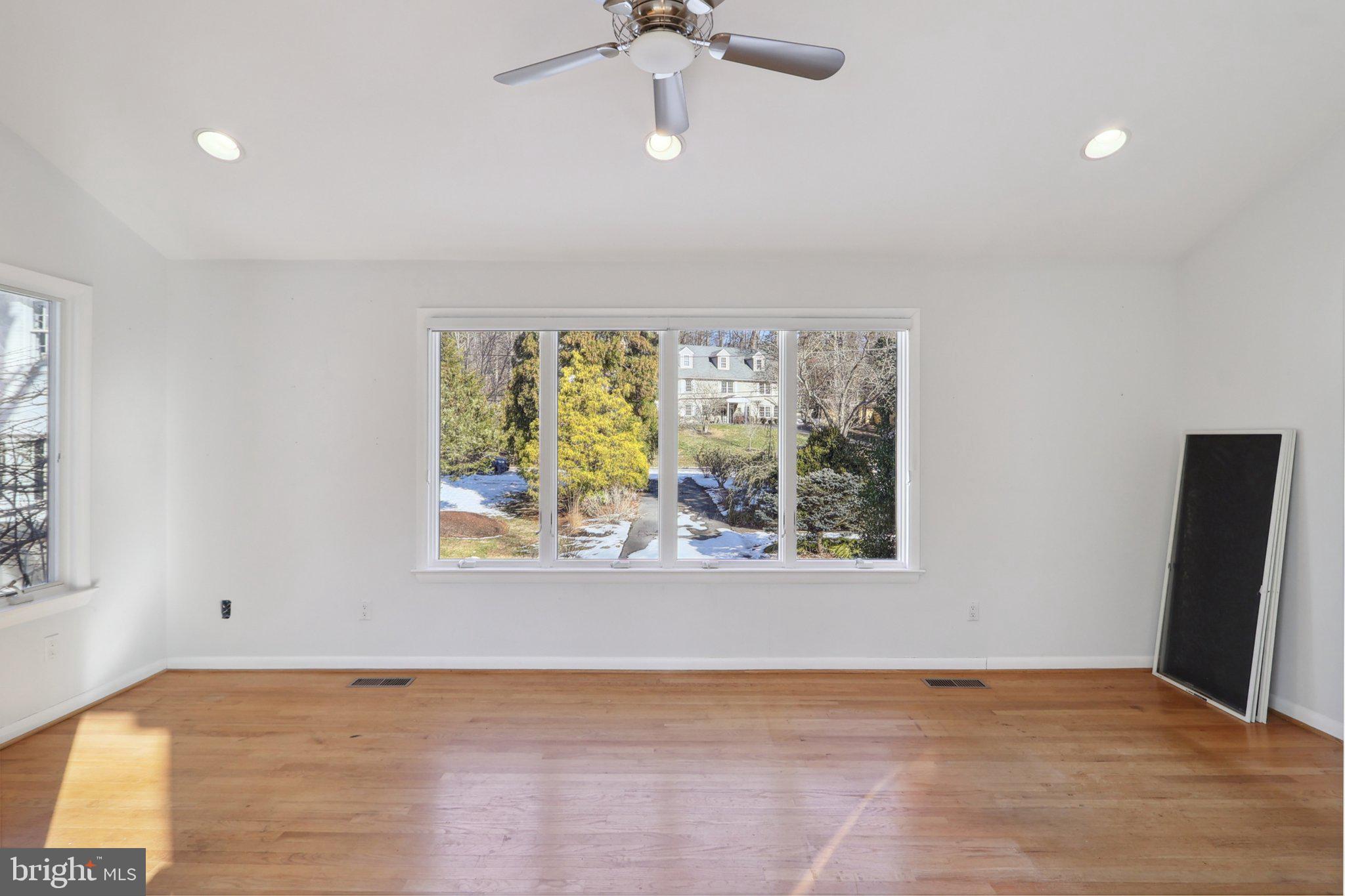 BURNING TREE MANOR - Residential