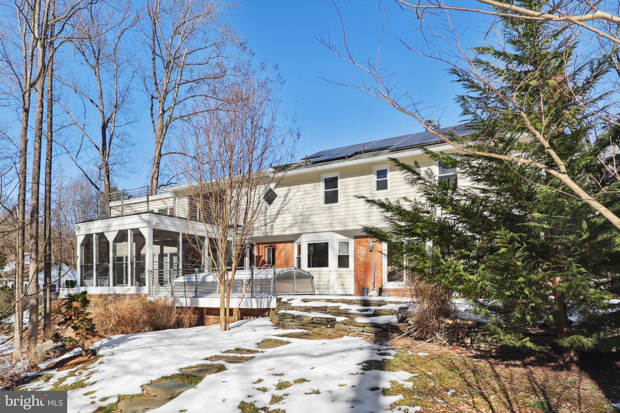 BURNING TREE MANOR - Residential