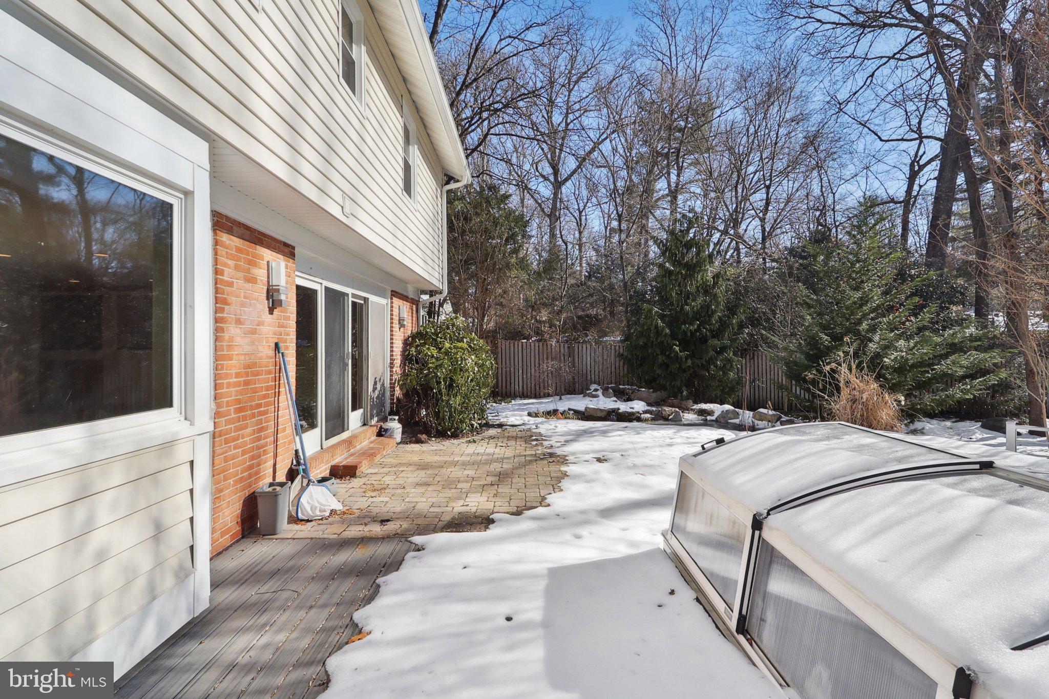 BURNING TREE MANOR - Residential