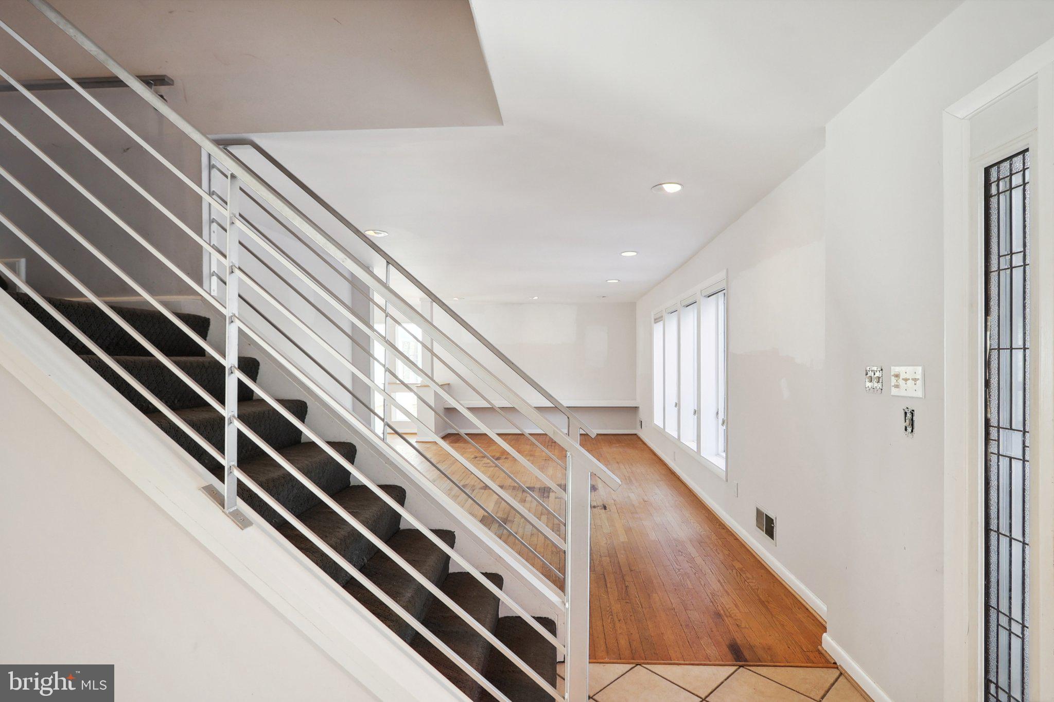 BURNING TREE MANOR - Residential