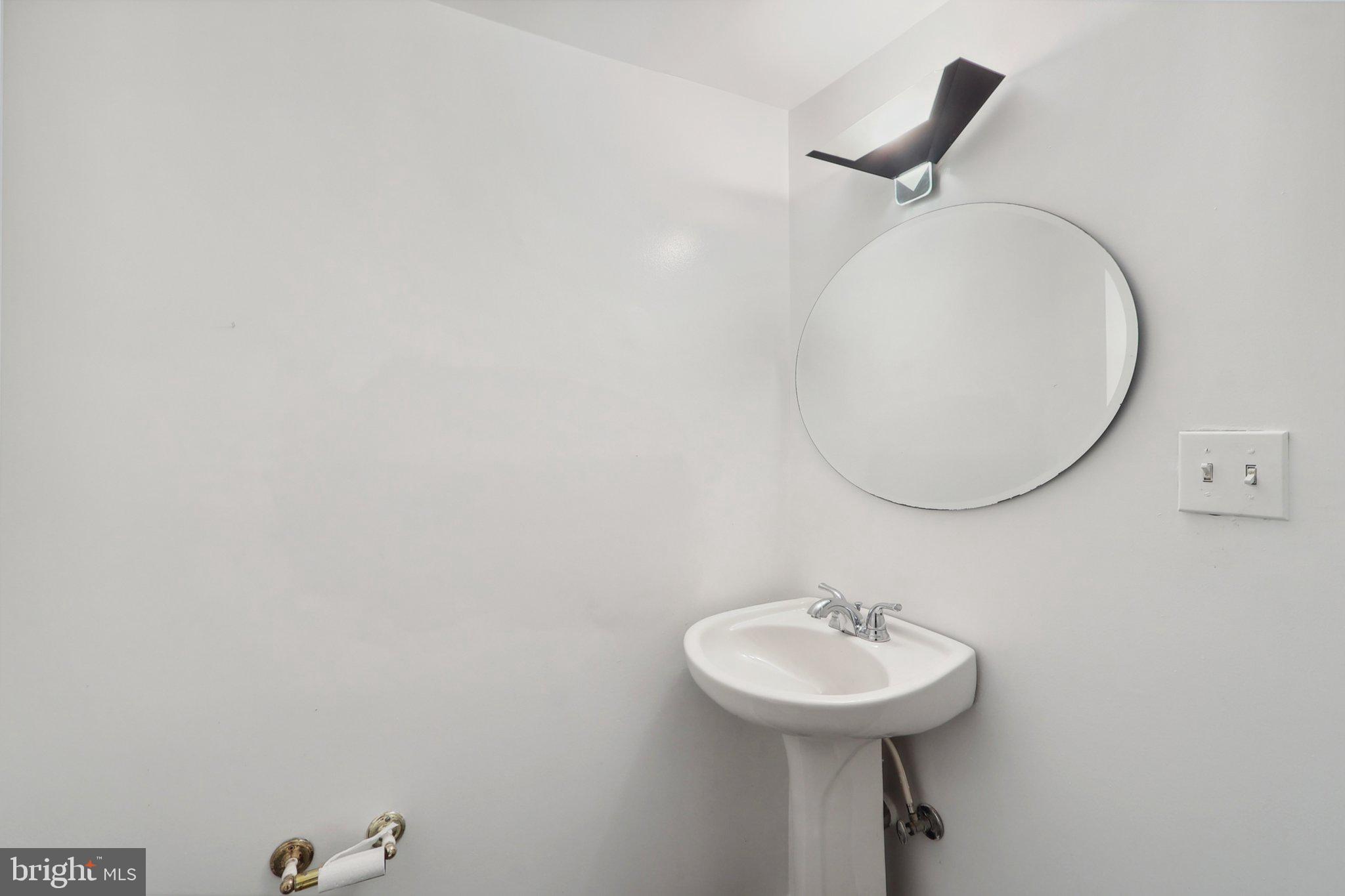 BURNING TREE MANOR - Residential