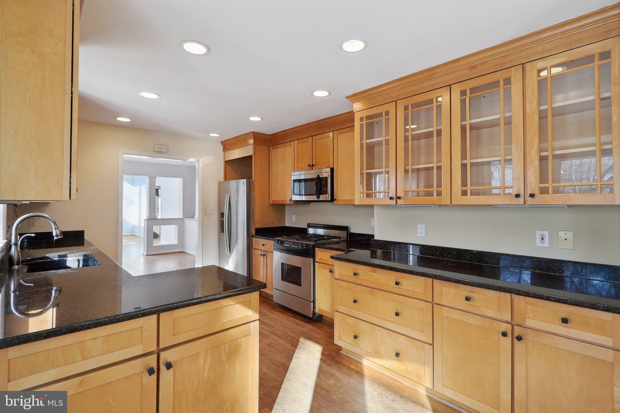 BURNING TREE MANOR - Residential