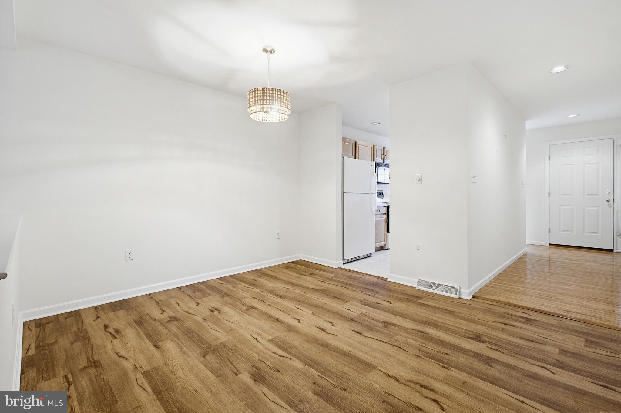 BRIGHTON - Residential