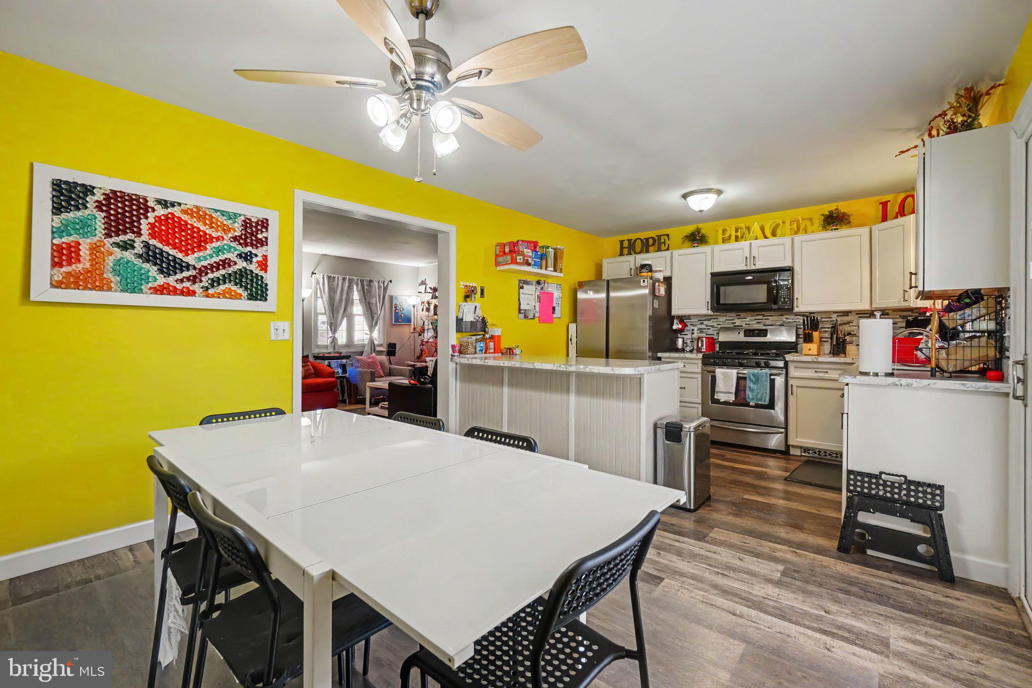 2094 ACORN DRIVE