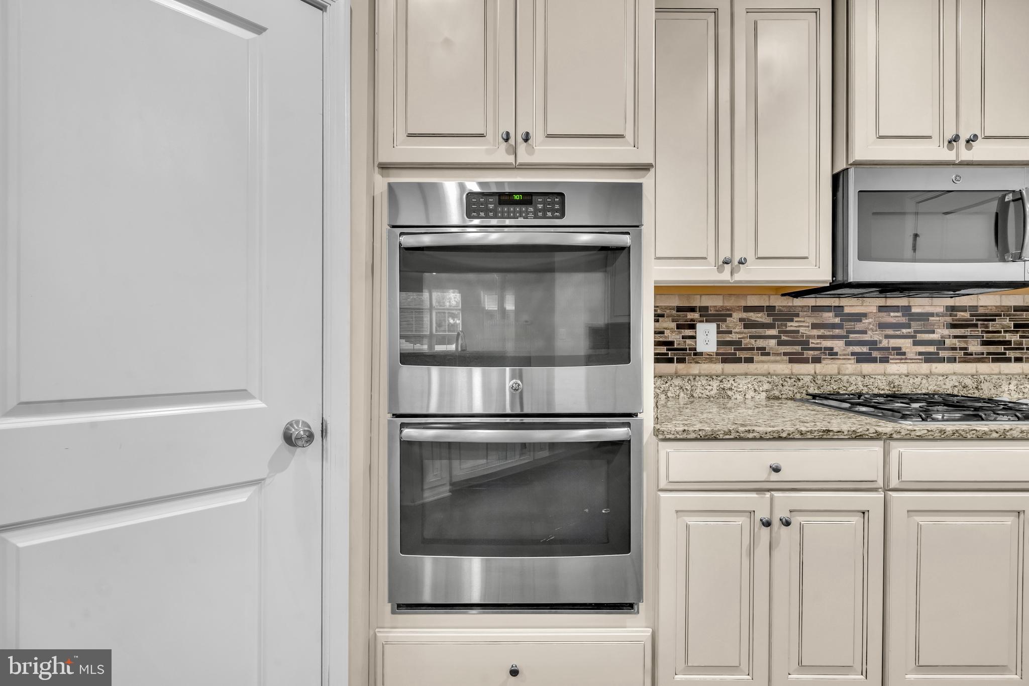 CD SMITH - Residential Lease