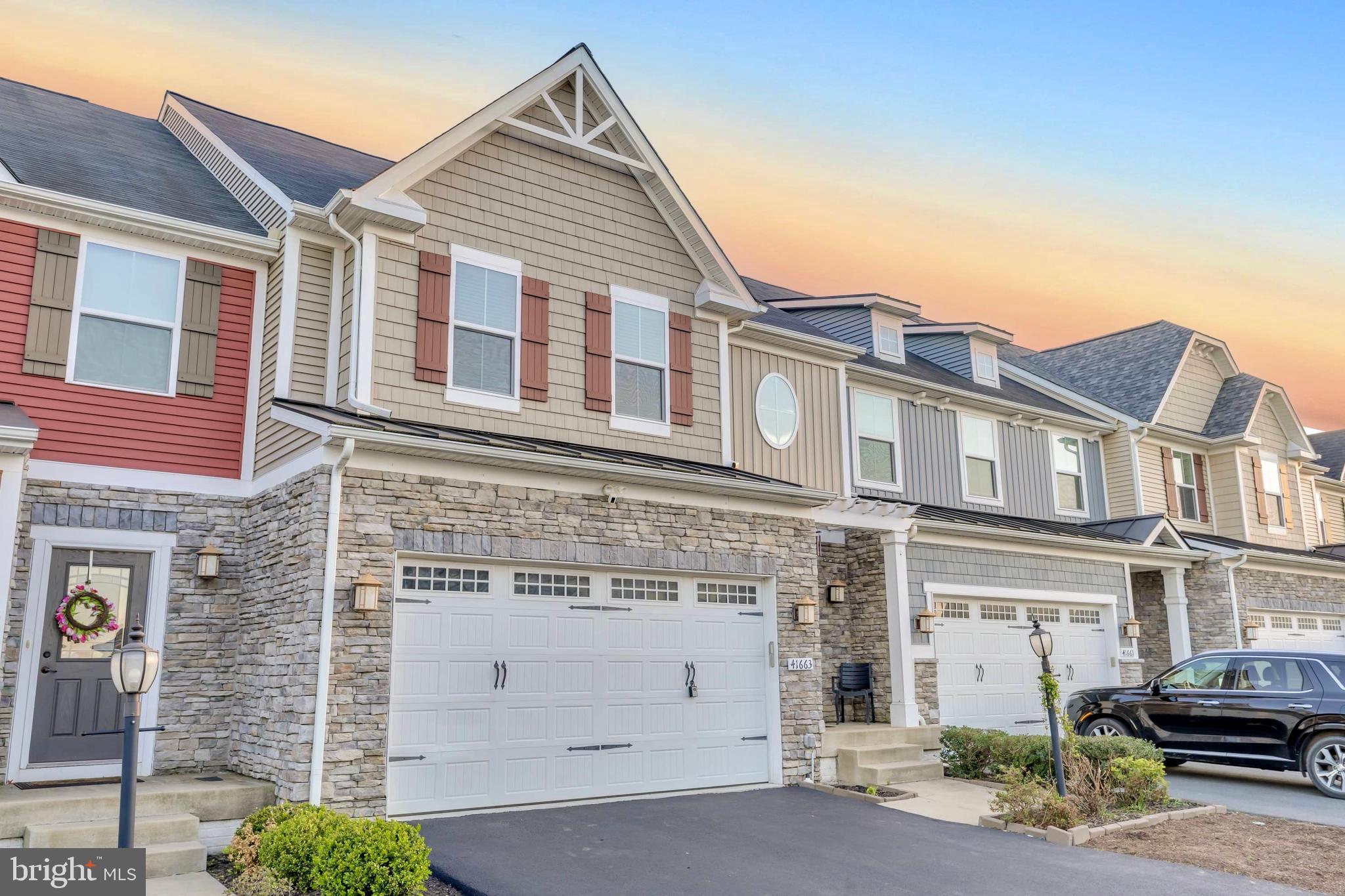 CD SMITH - Residential Lease