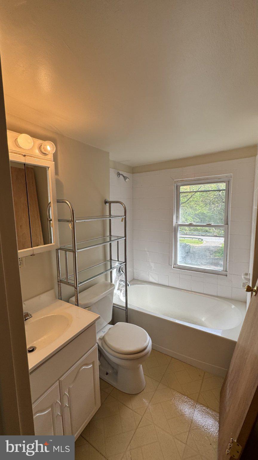 DEER POND - Residential