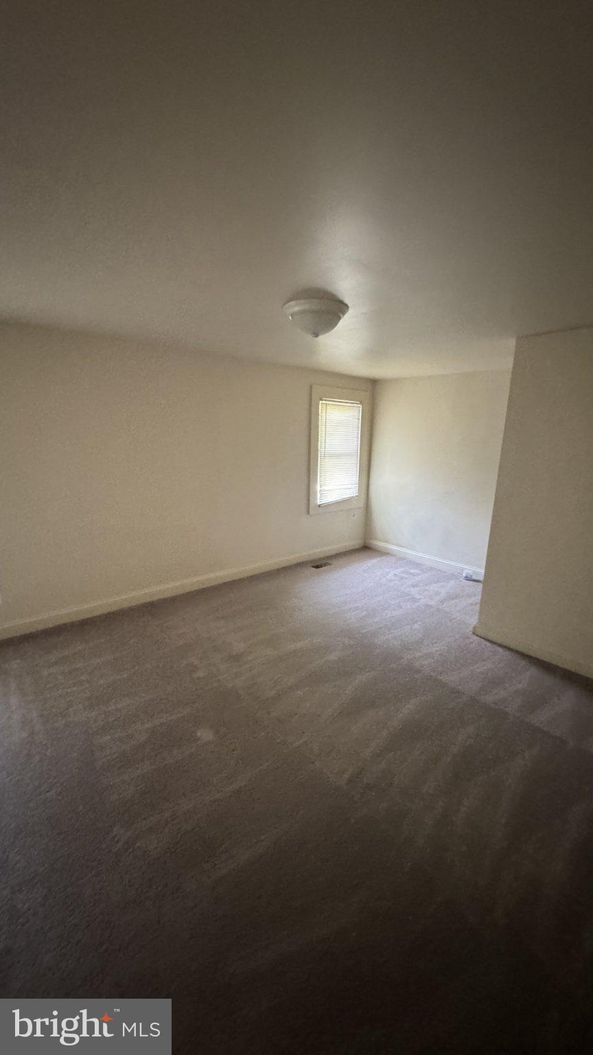 DEER POND - Residential