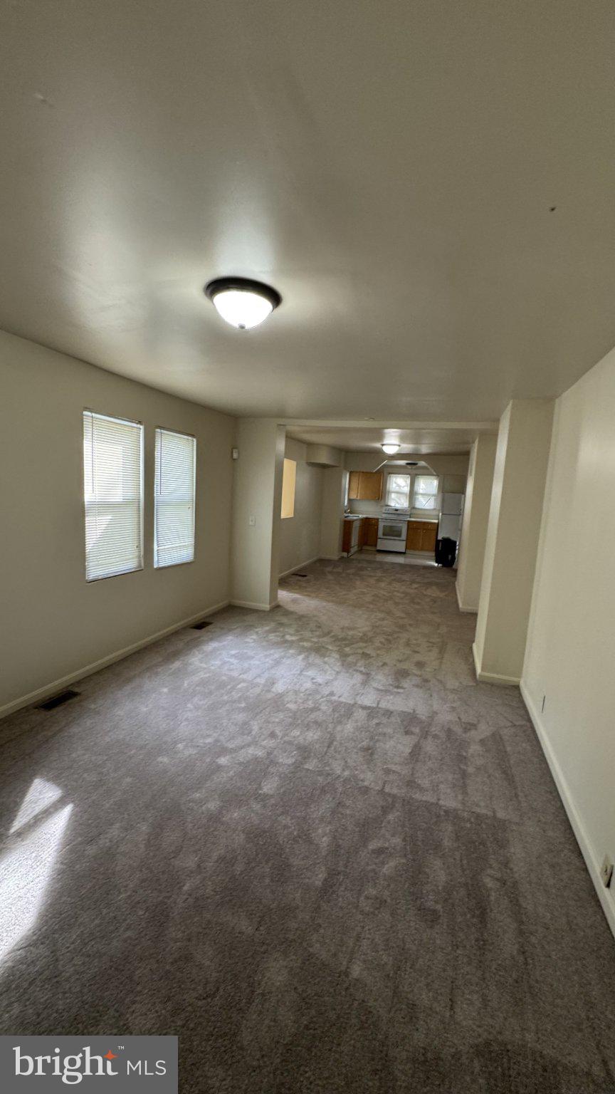 DEER POND - Residential