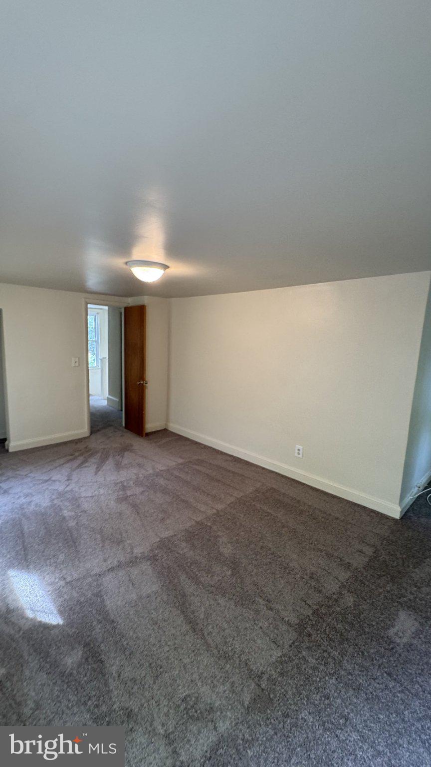 DEER POND - Residential