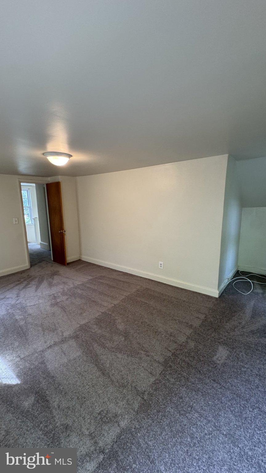 DEER POND - Residential