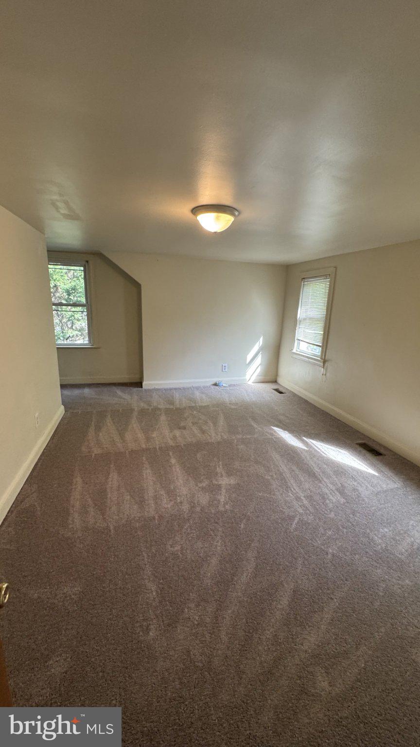 DEER POND - Residential