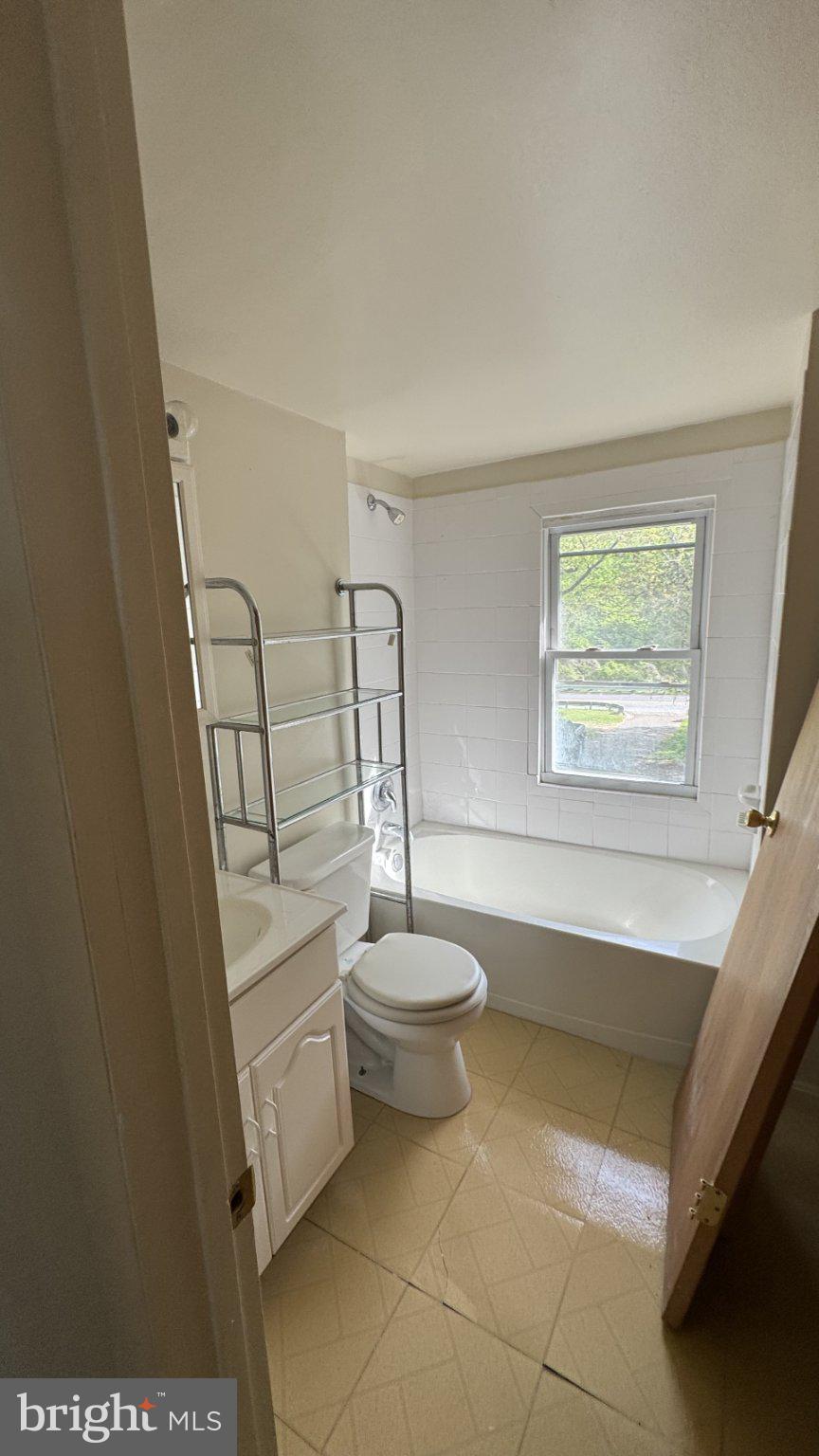 DEER POND - Residential