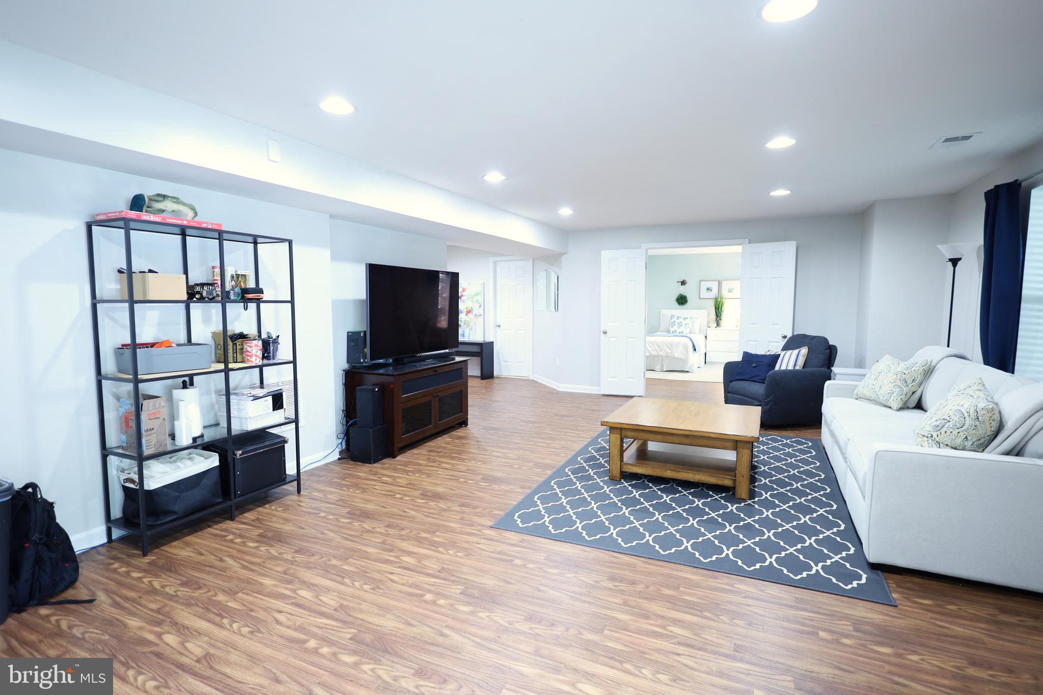 QUIET INHERITANCE - Residential