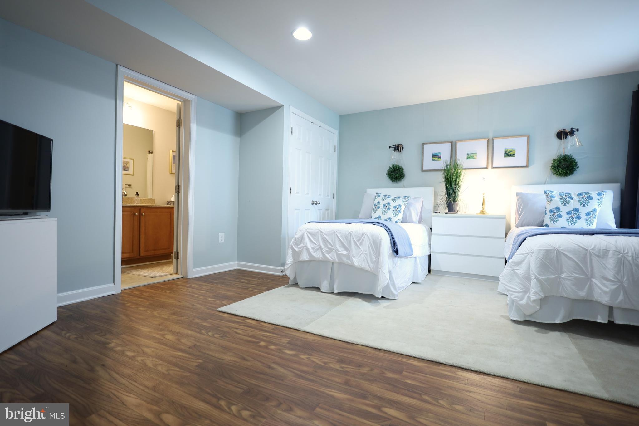 QUIET INHERITANCE - Residential