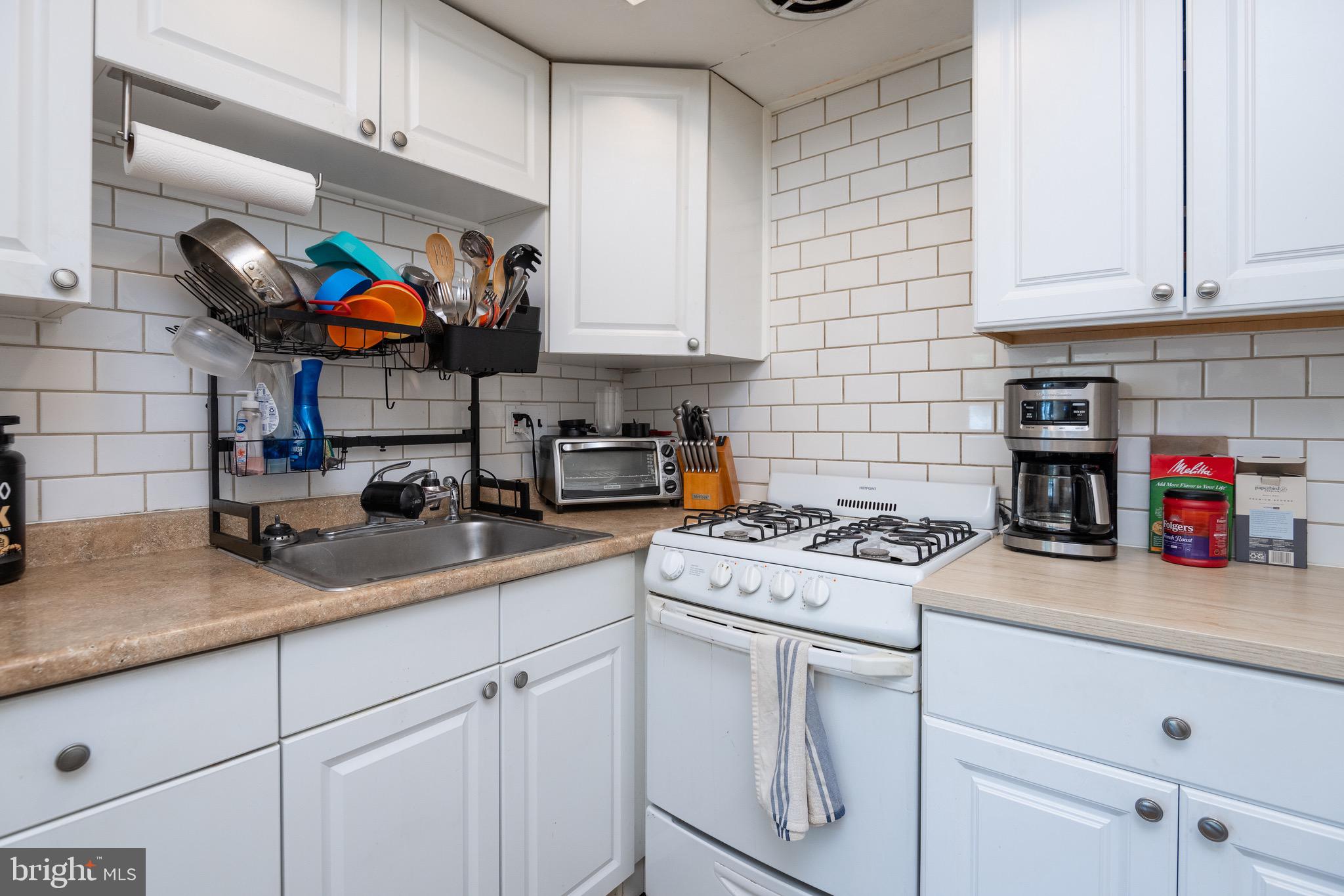 ROXBOROUGH - Residential Income