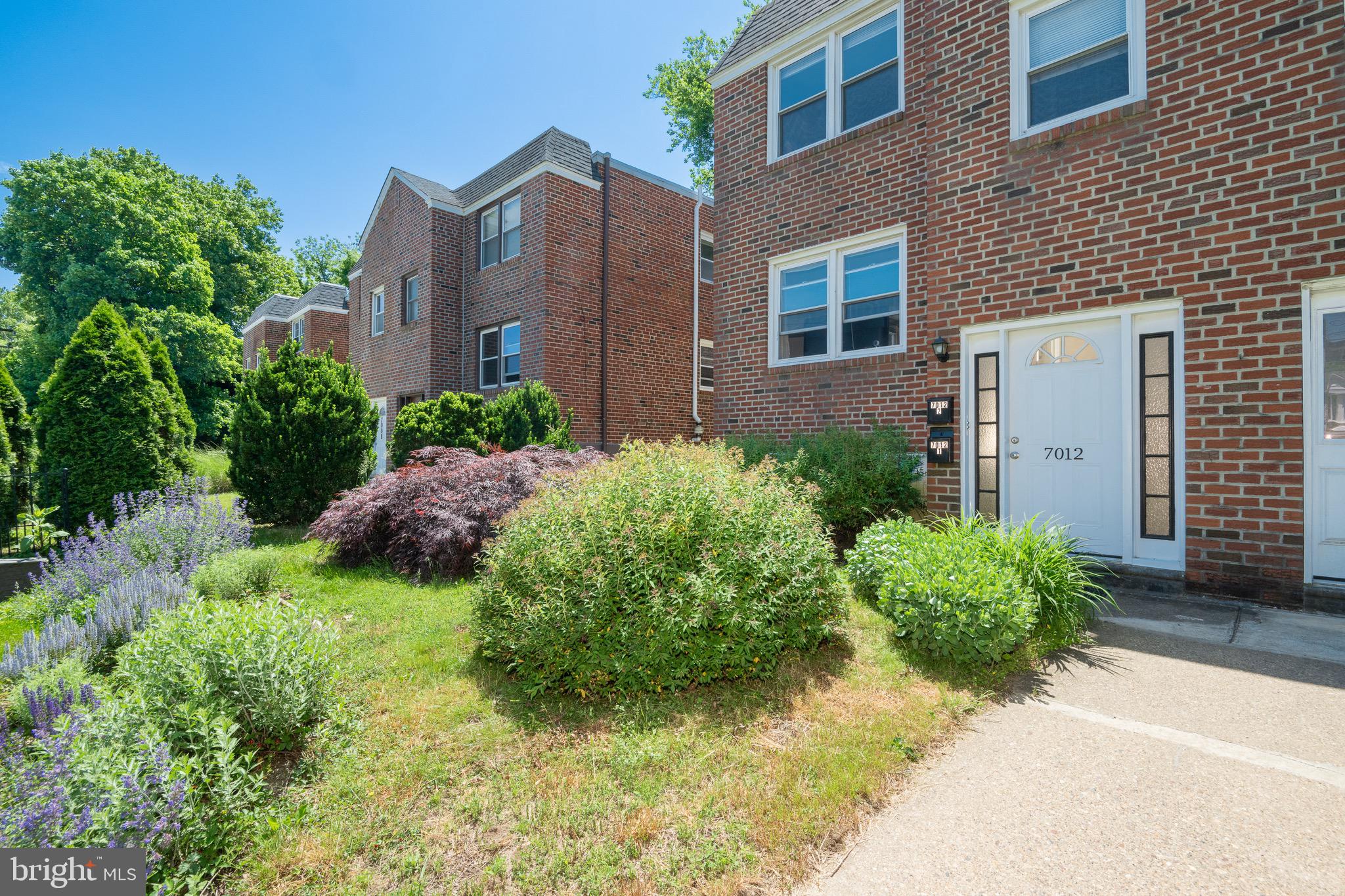 ROXBOROUGH - Residential Income