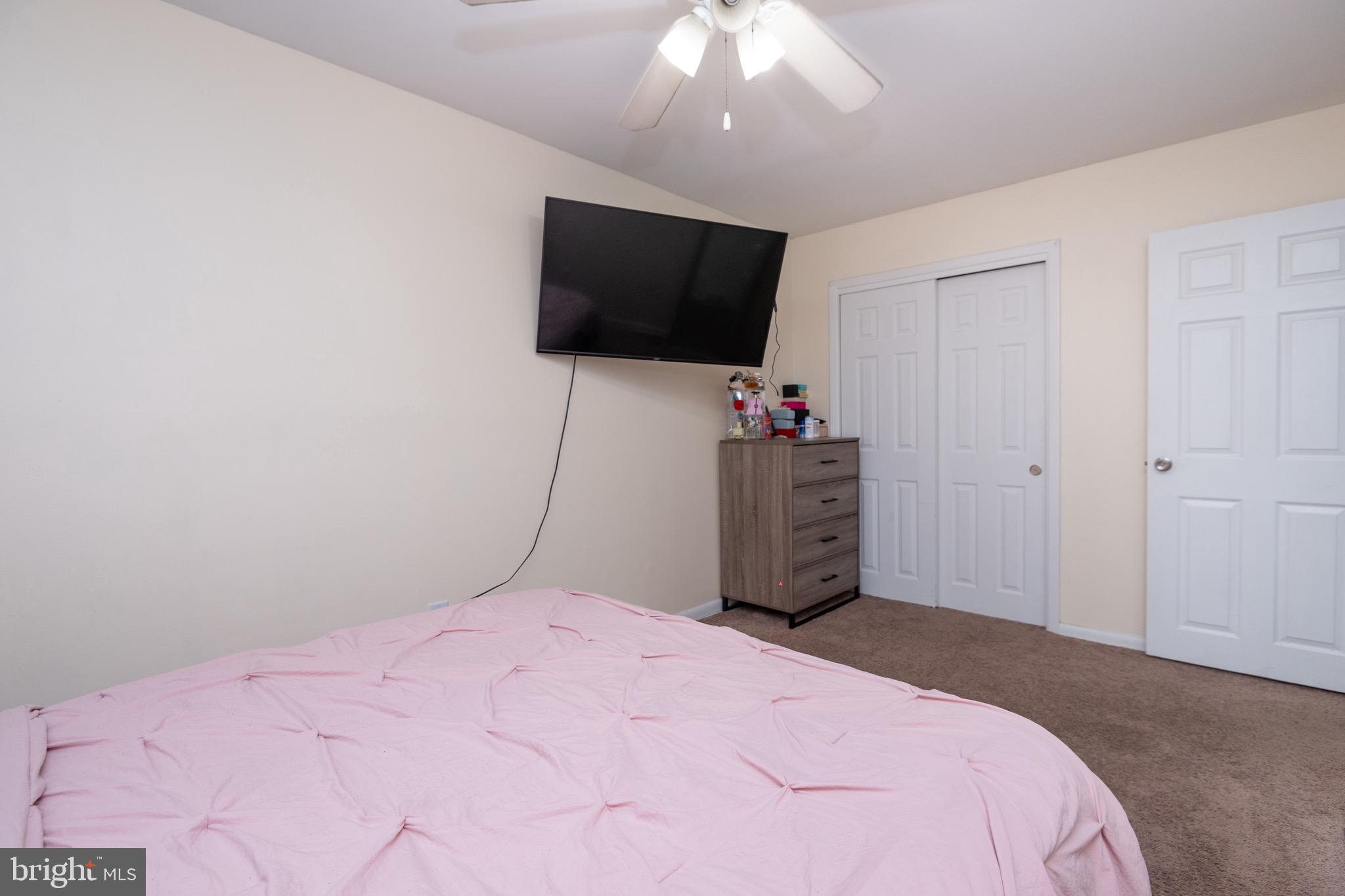 ROXBOROUGH - Residential Income