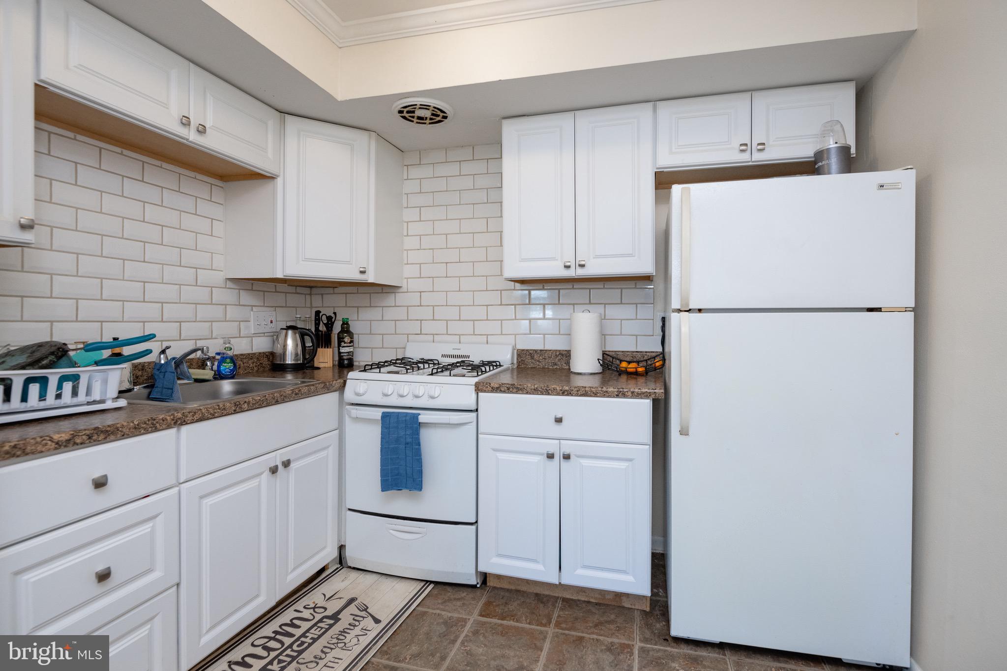 ROXBOROUGH - Residential Income