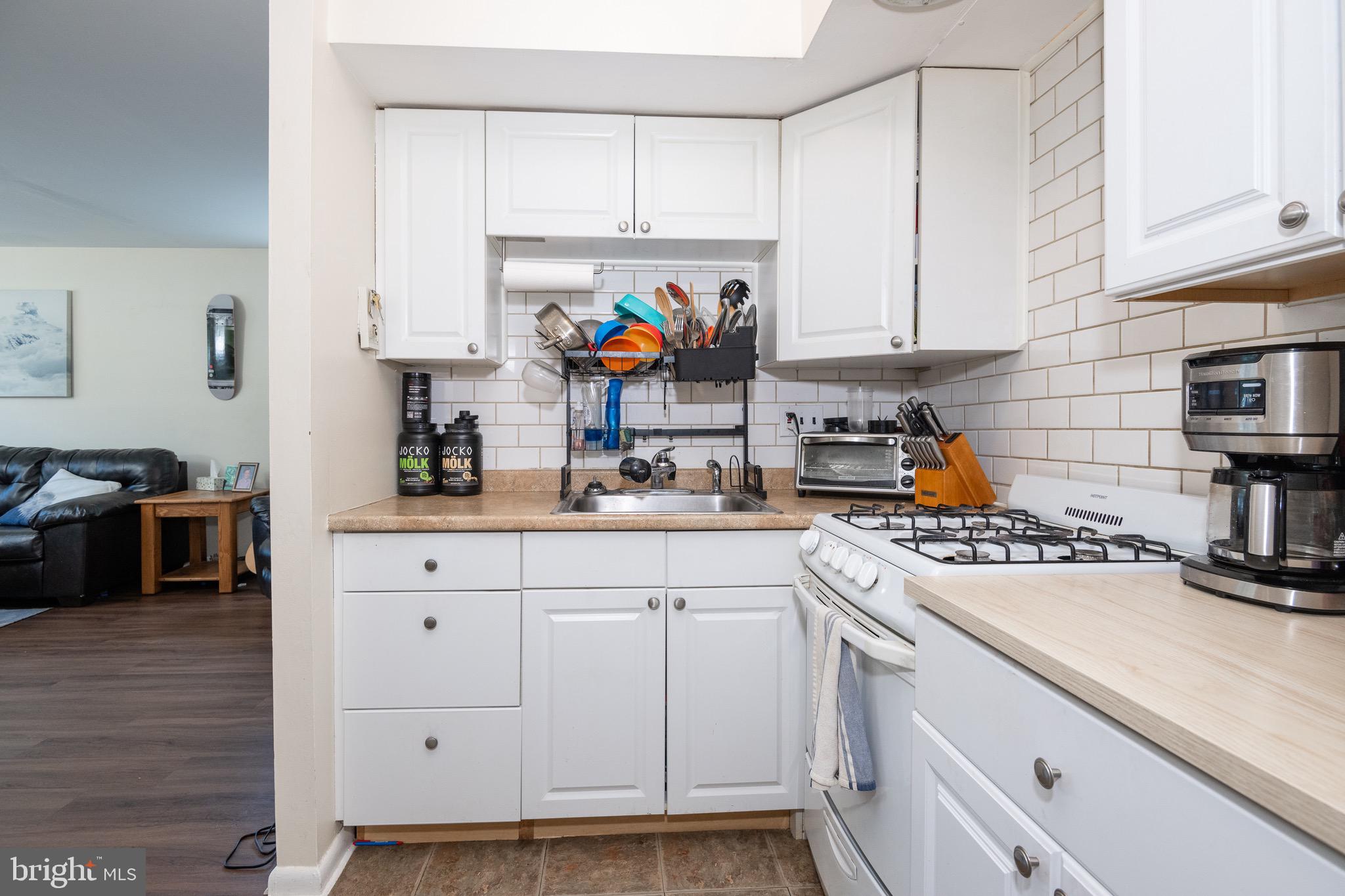 ROXBOROUGH - Residential Income