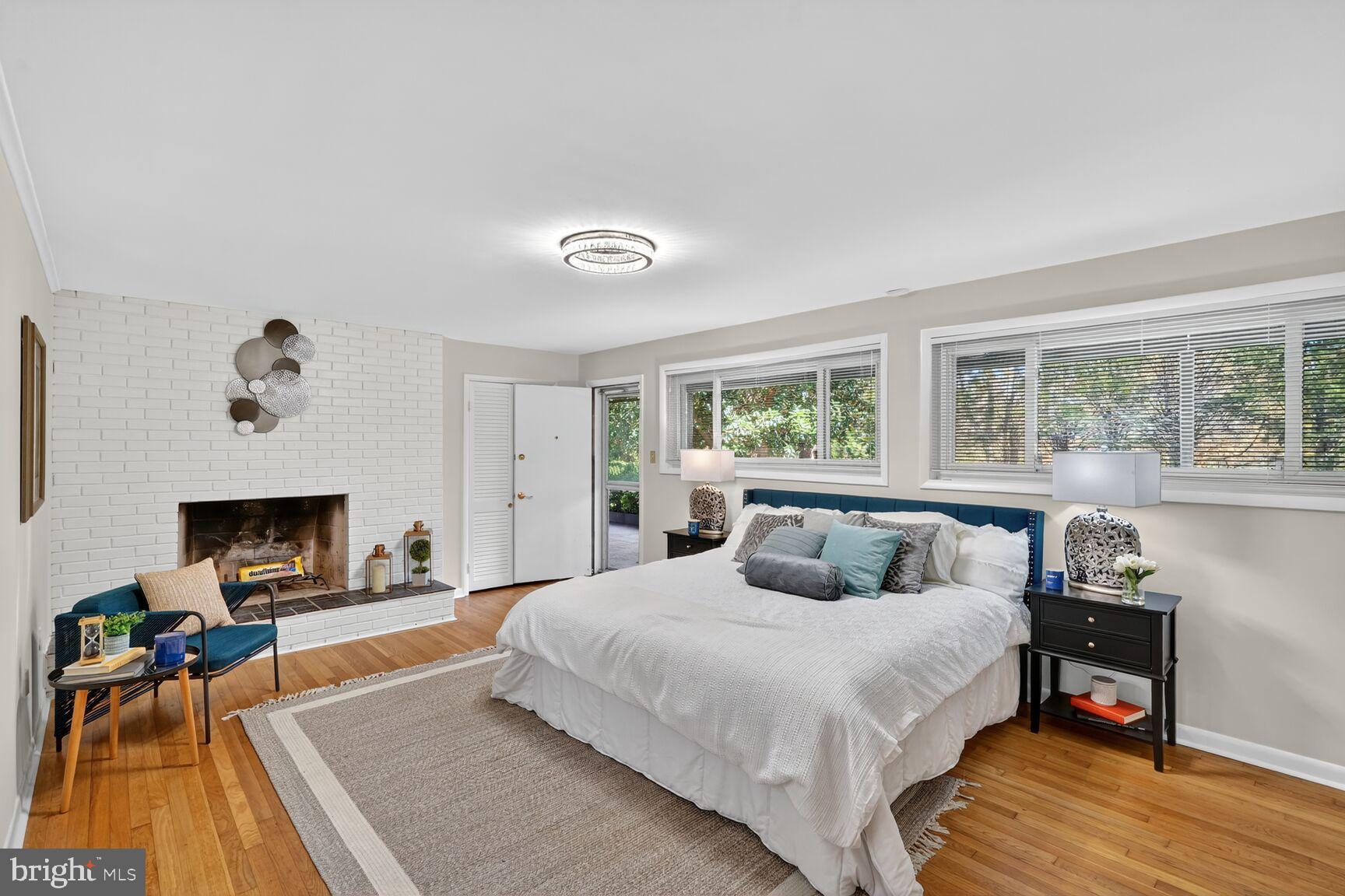 DUNLOP HILLS - Residential