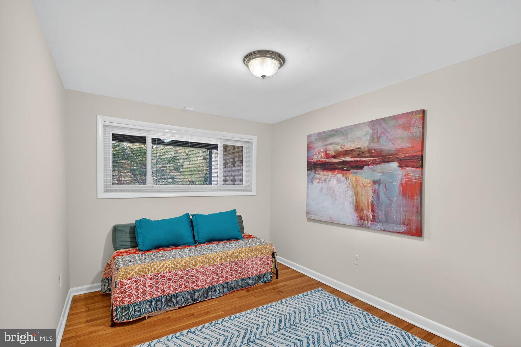 DUNLOP HILLS - Residential