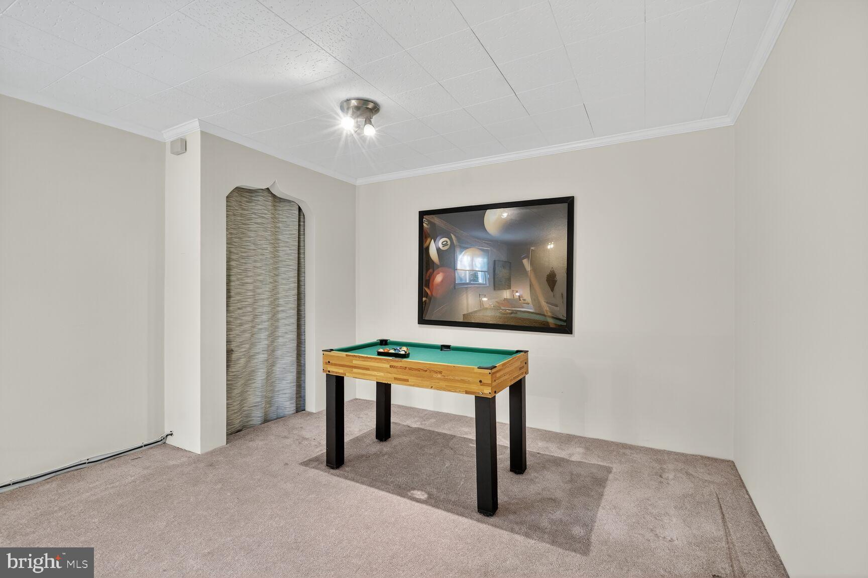 DUNLOP HILLS - Residential