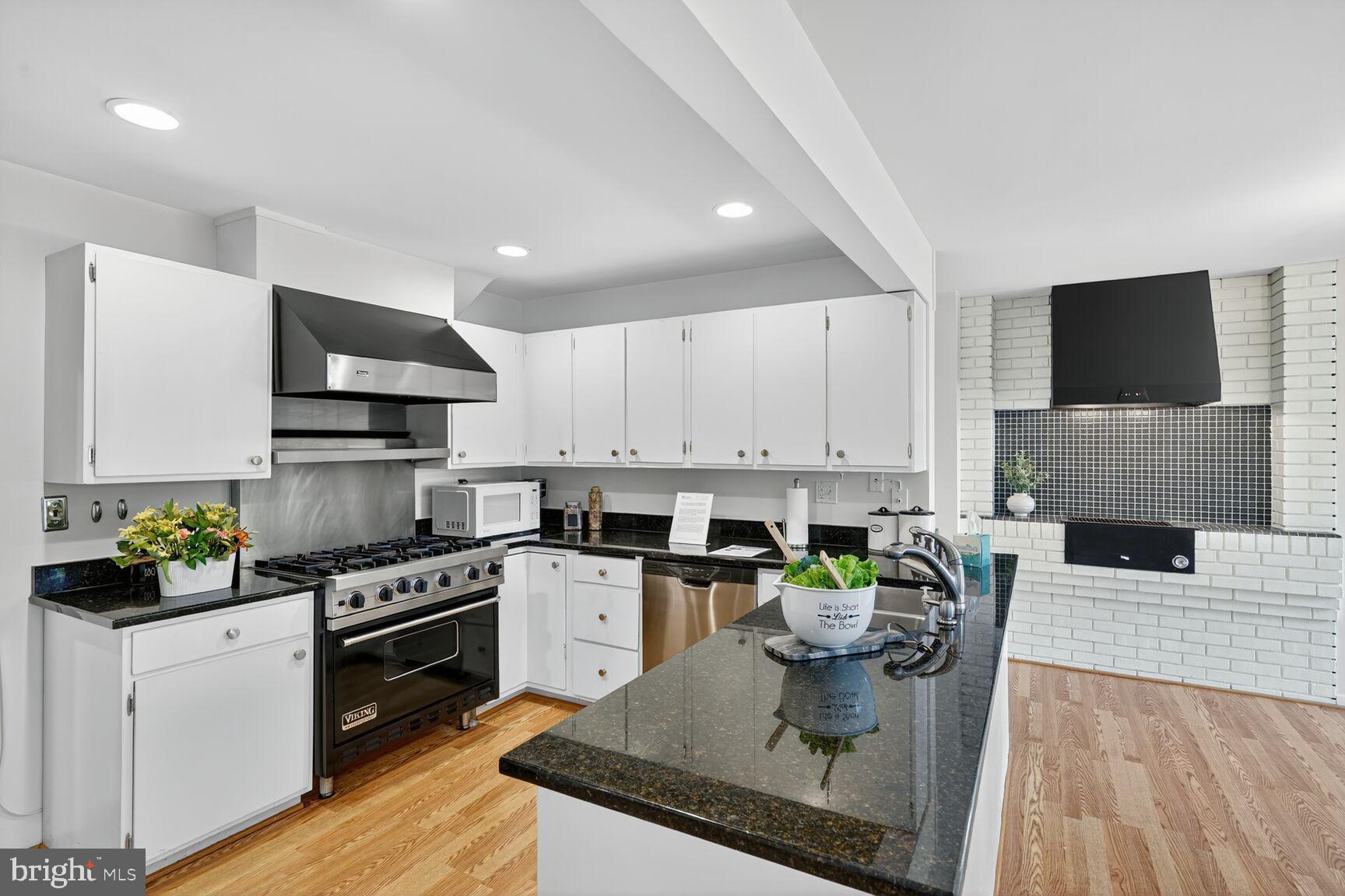 DUNLOP HILLS - Residential