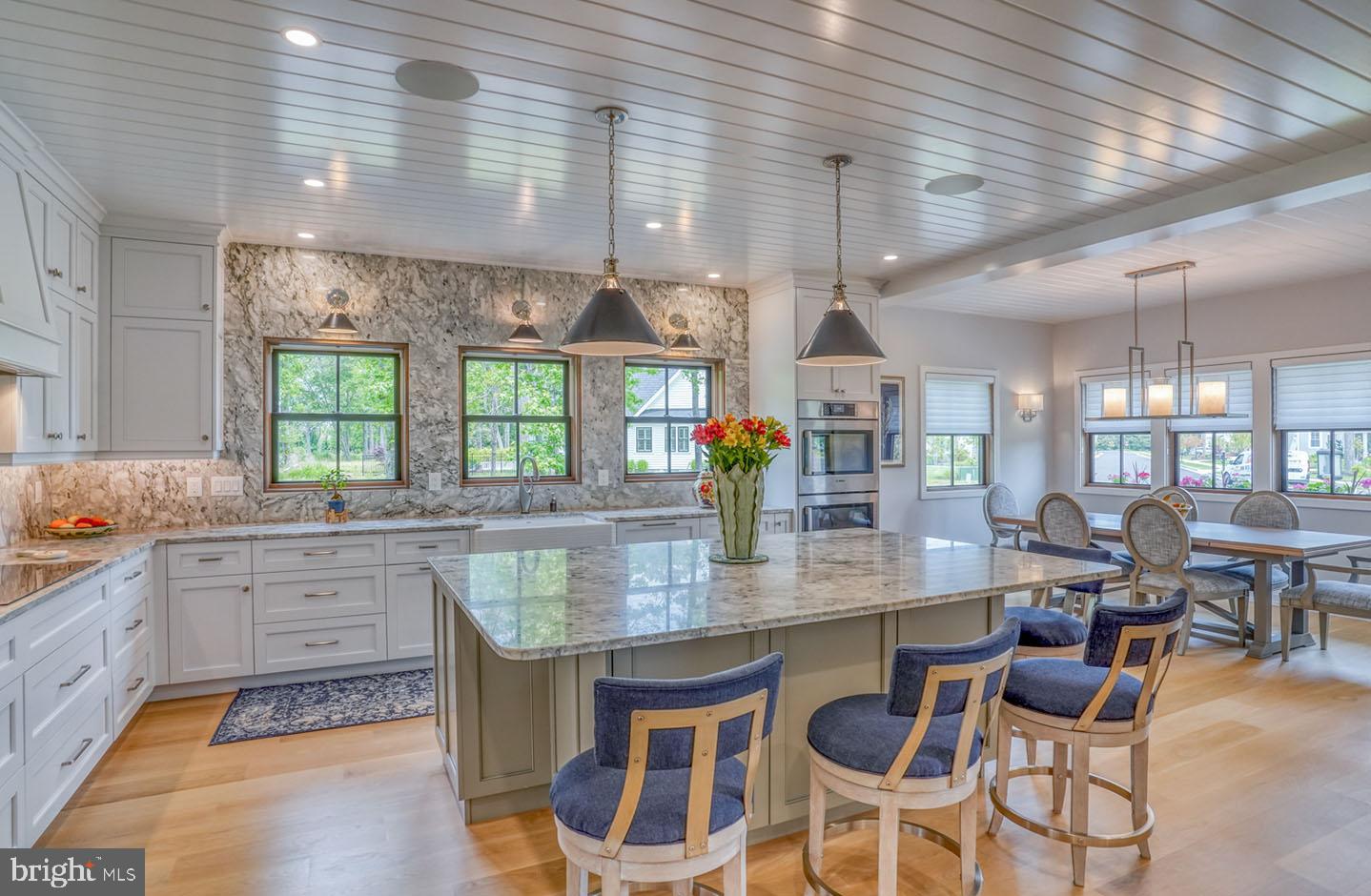 MARINERS RETREAT - Residential