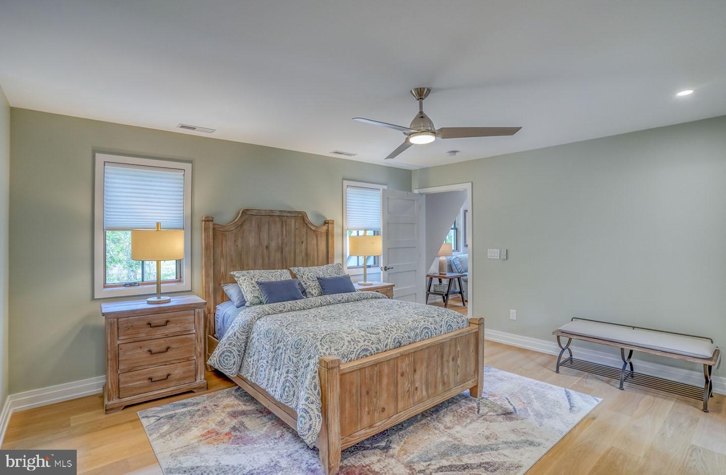 MARINERS RETREAT - Residential