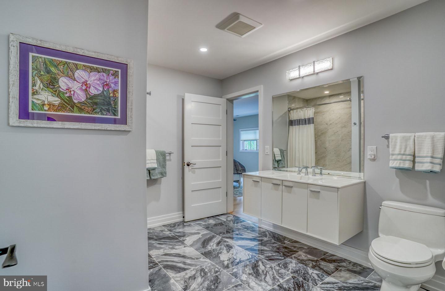 MARINERS RETREAT - Residential