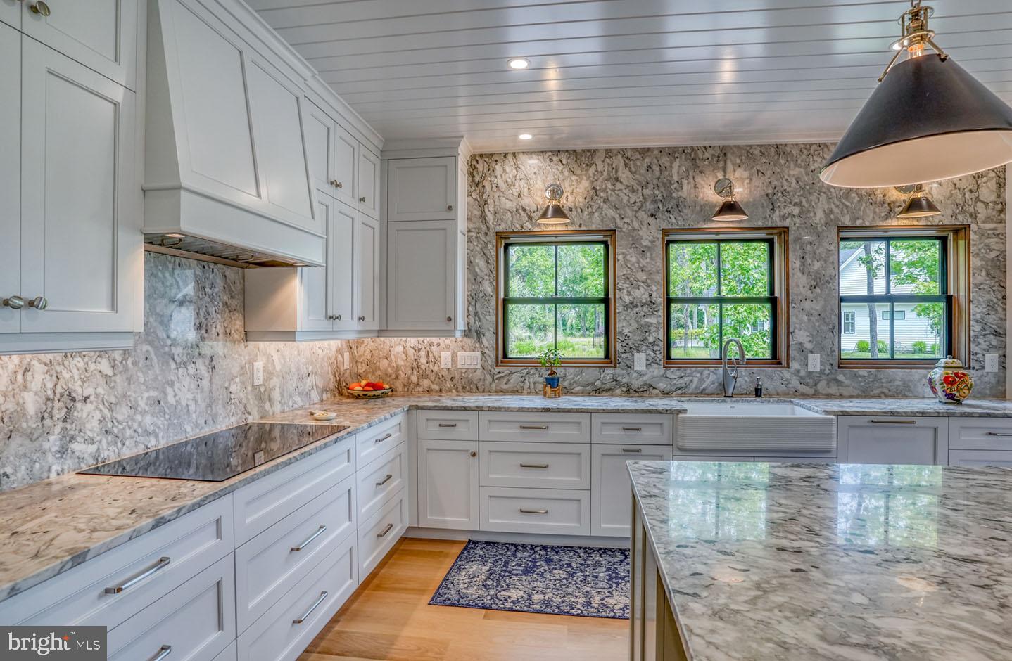 MARINERS RETREAT - Residential