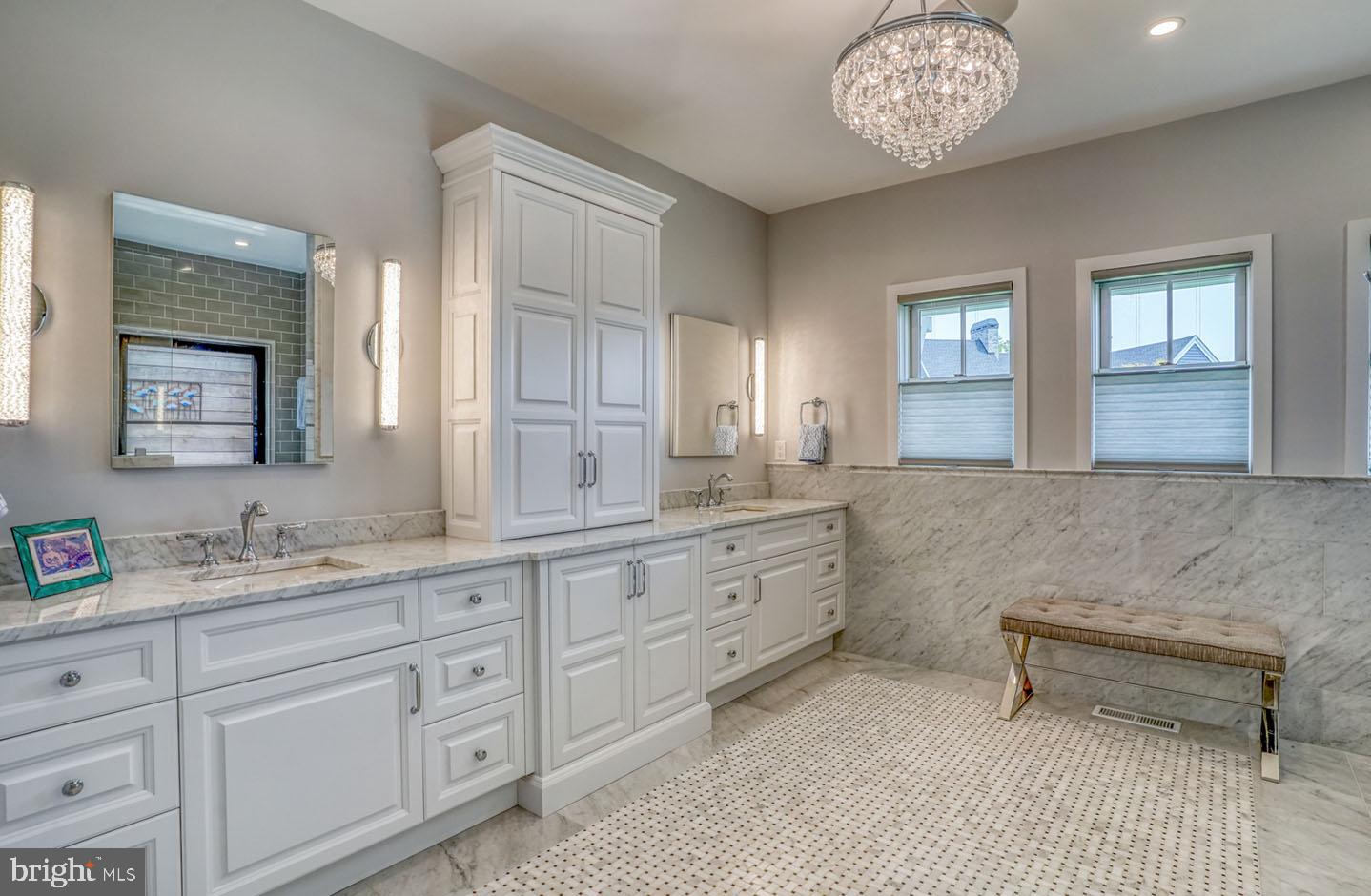 MARINERS RETREAT - Residential