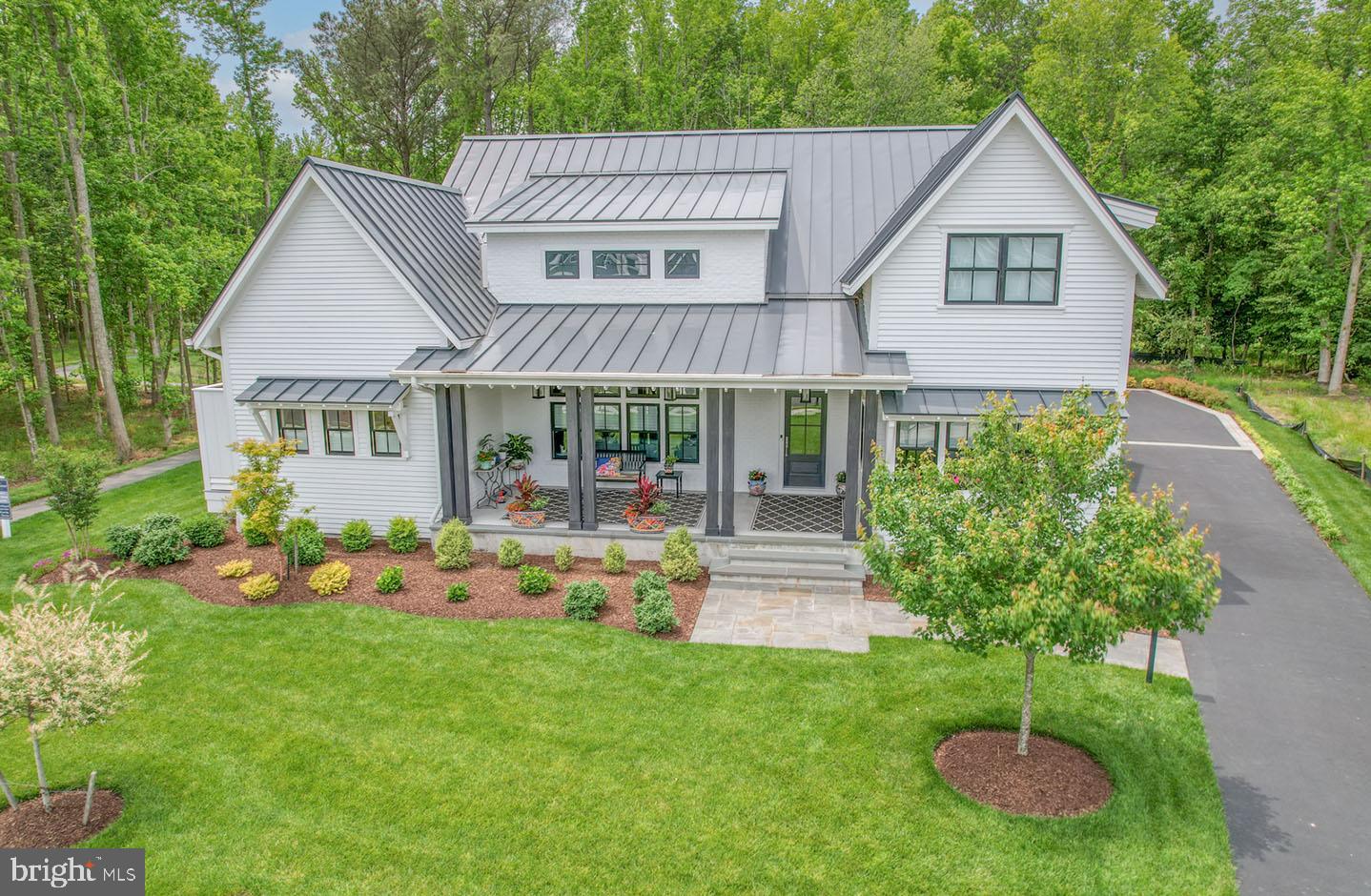 MARINERS RETREAT - Residential