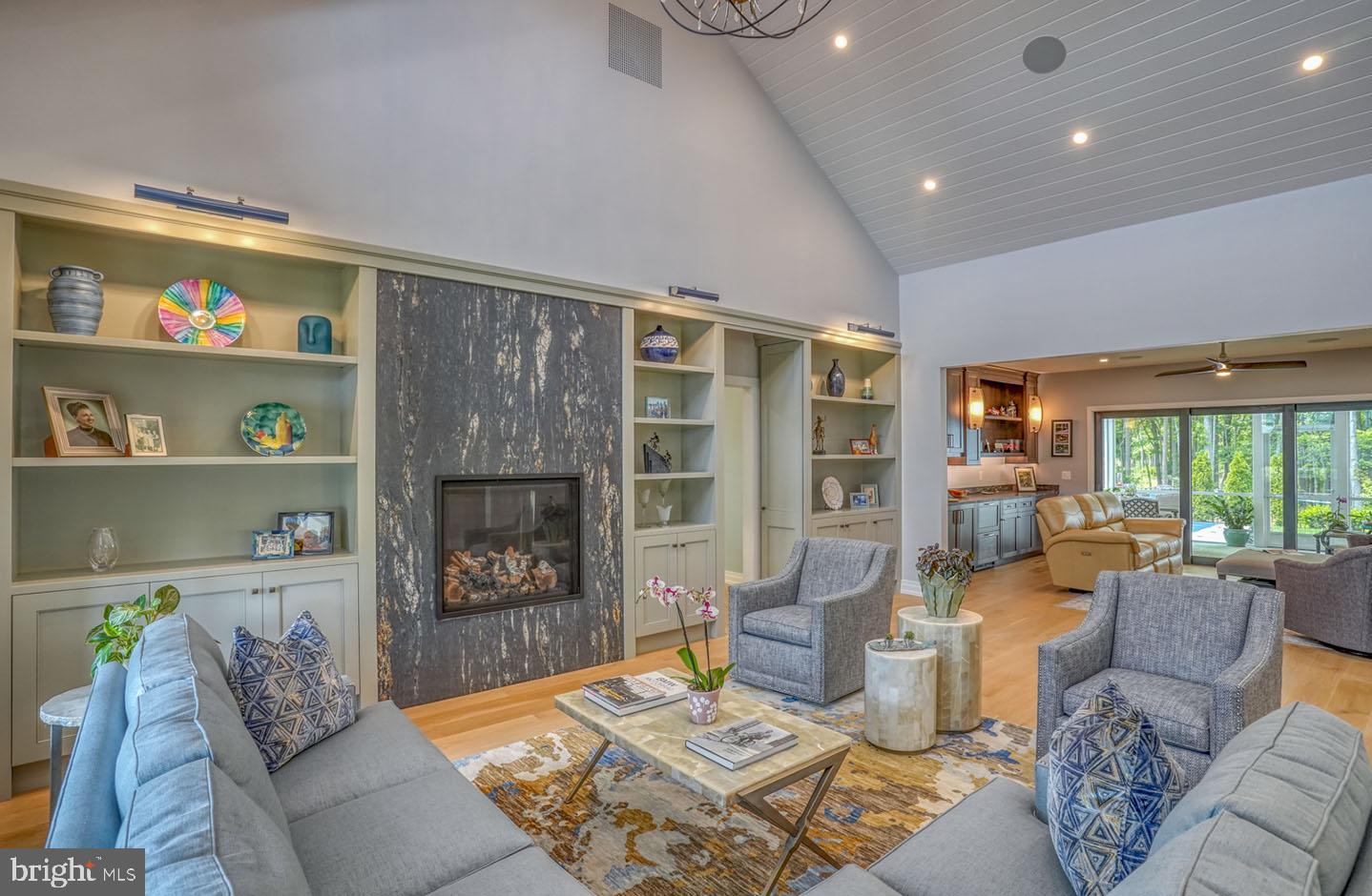 MARINERS RETREAT - Residential