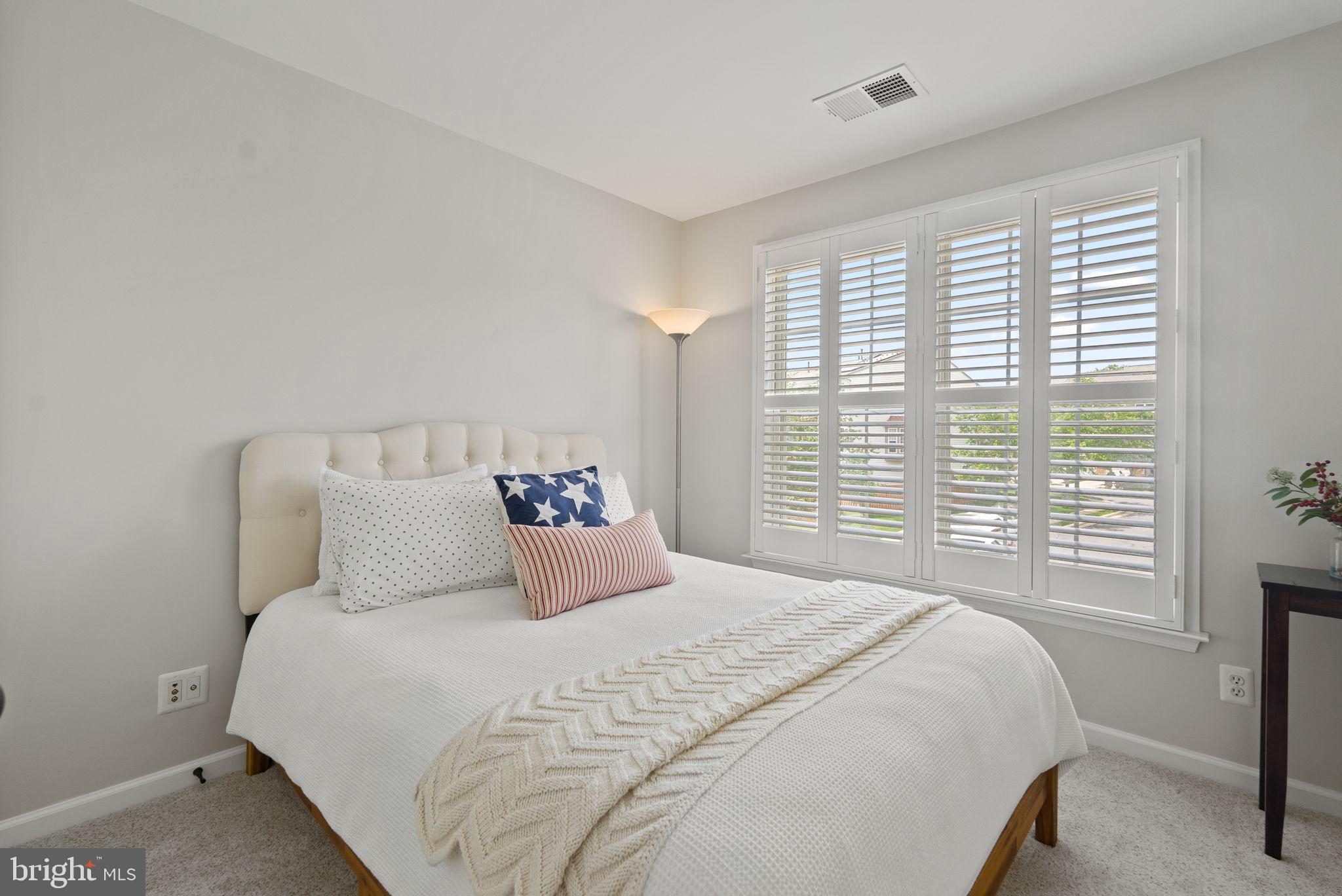 OVERLOOK - Residential