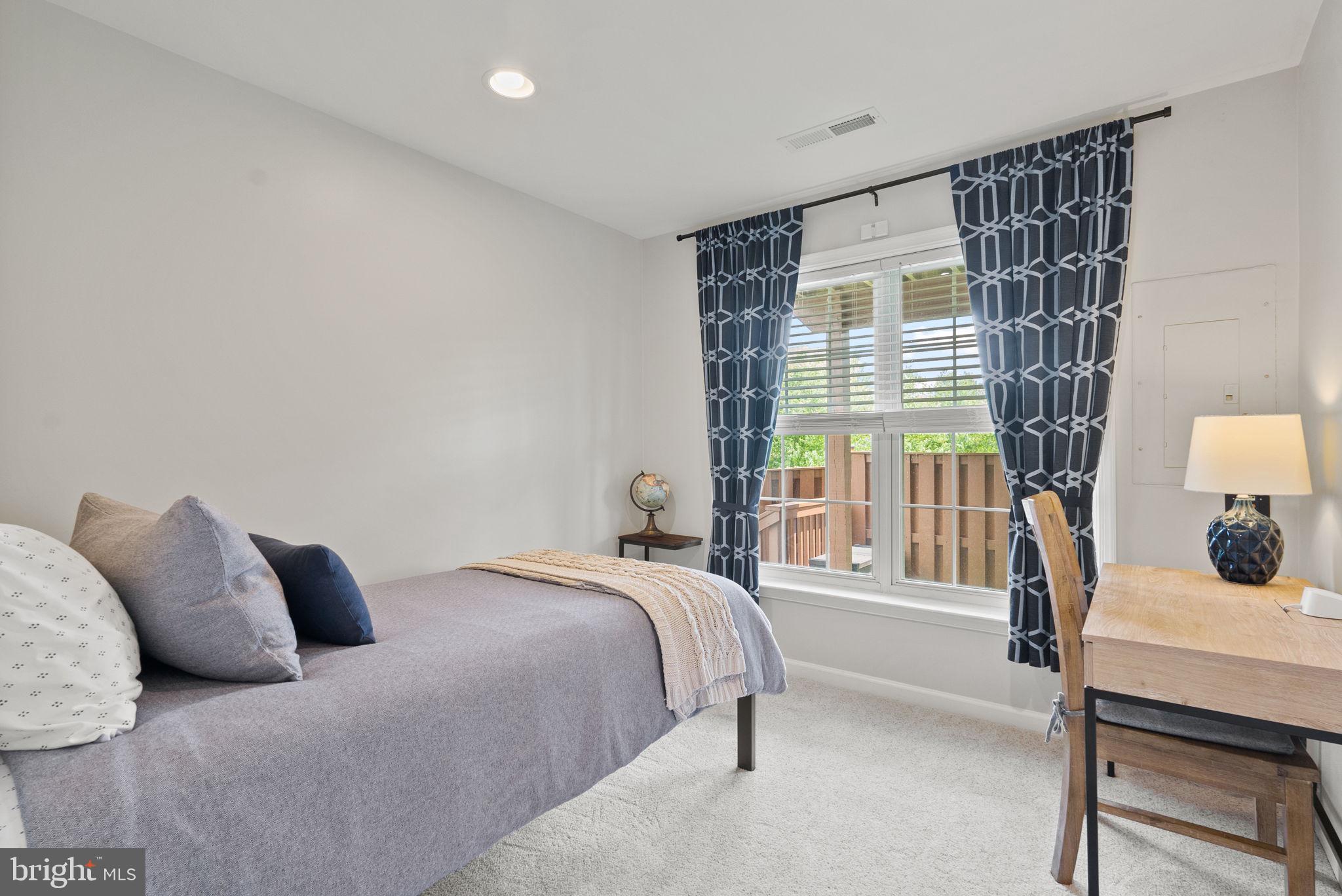 OVERLOOK - Residential