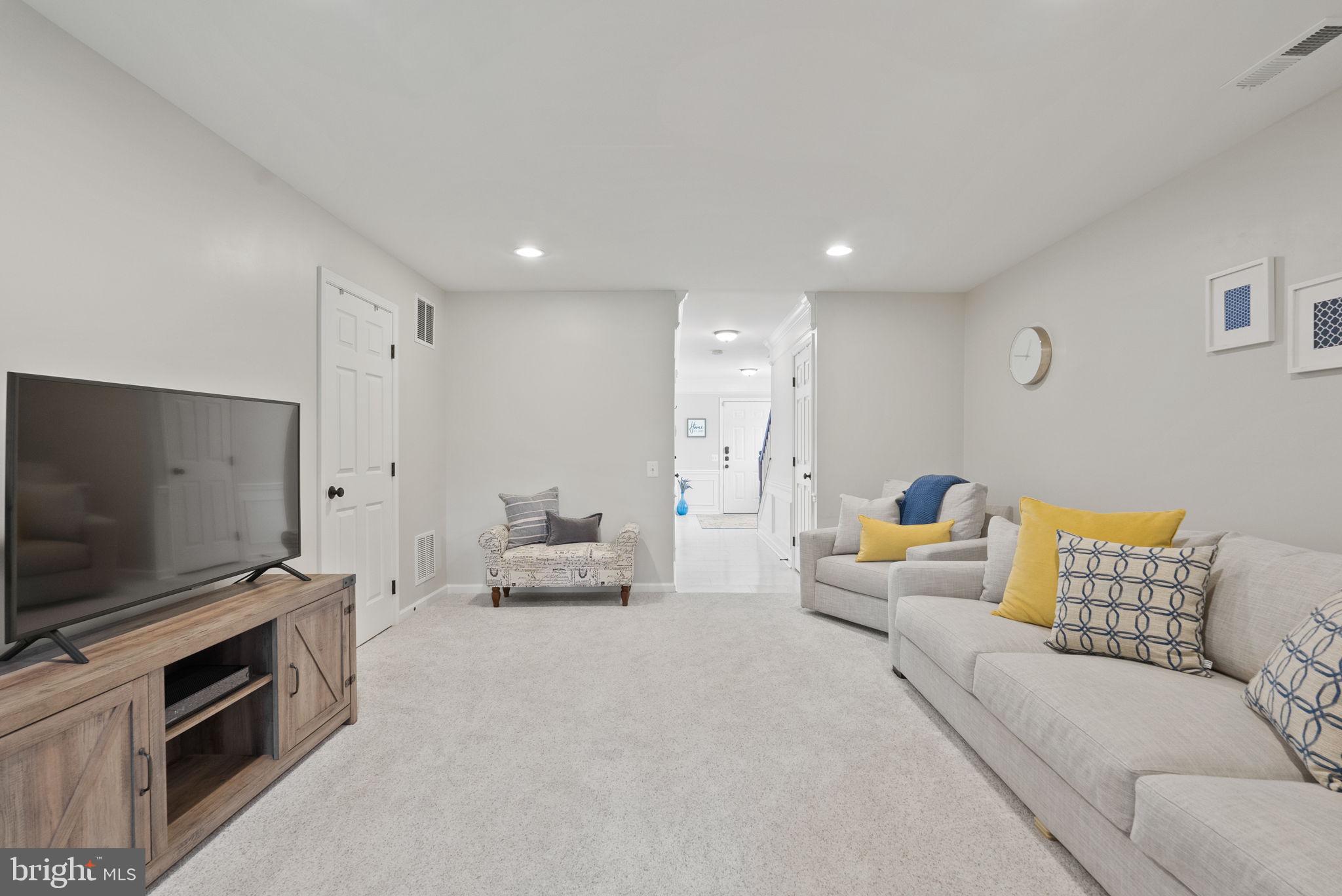 OVERLOOK - Residential