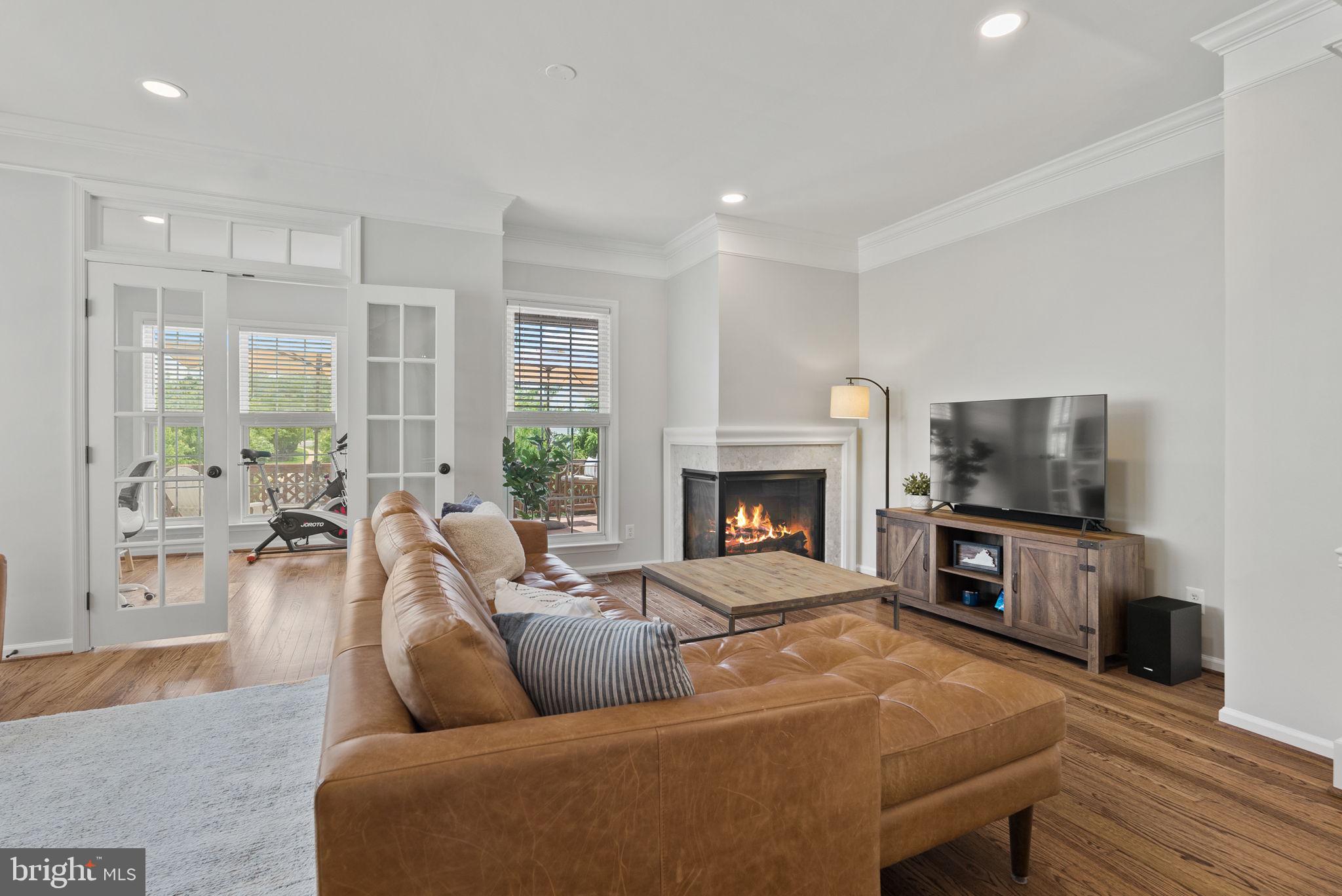 OVERLOOK - Residential