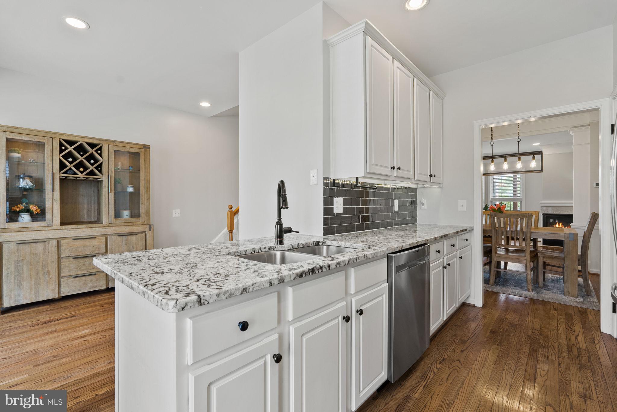 OVERLOOK - Residential