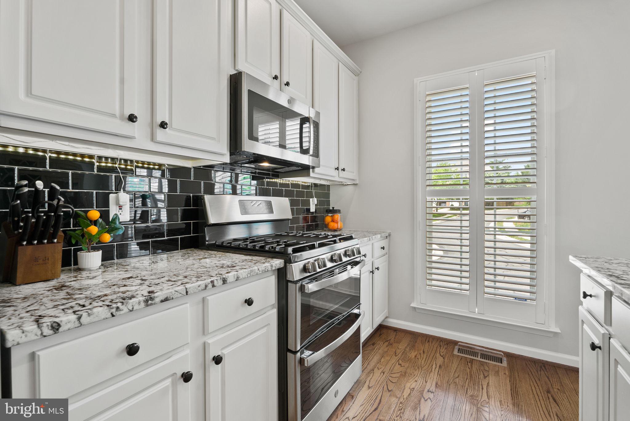 OVERLOOK - Residential