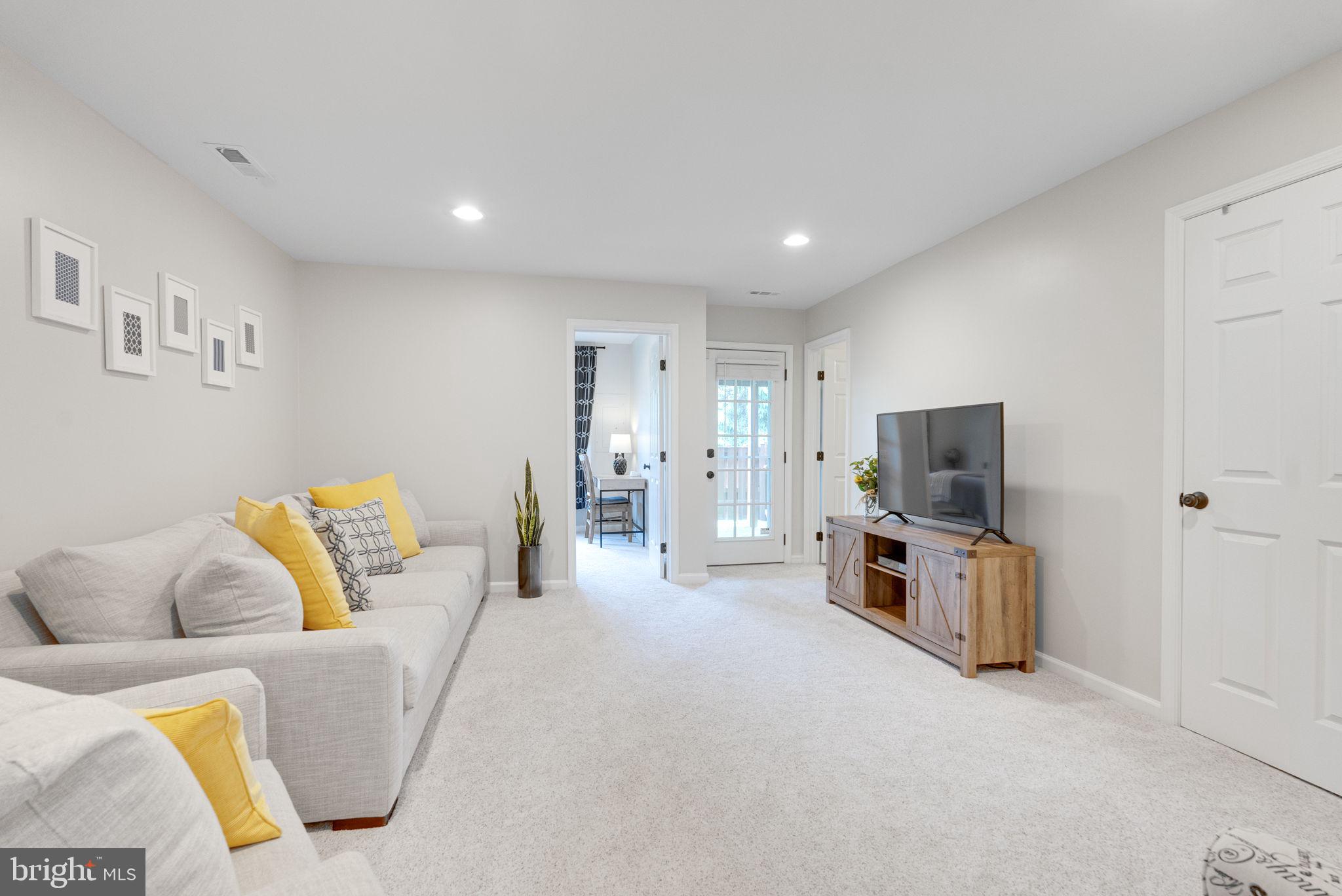 OVERLOOK - Residential