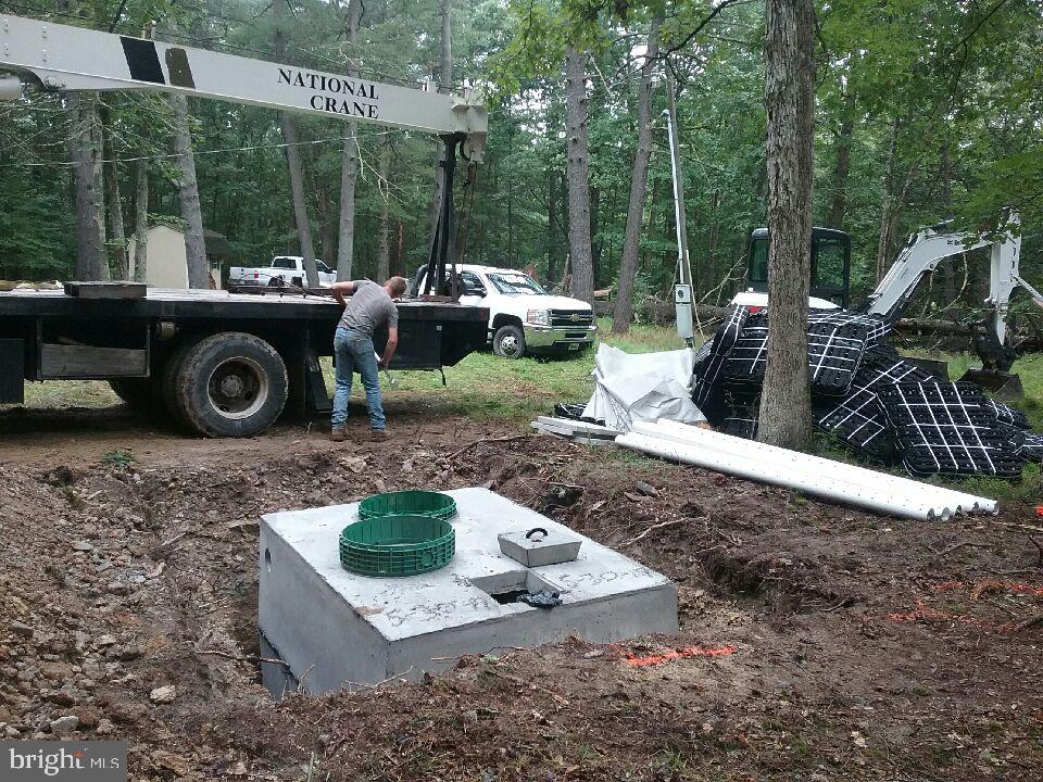 CAPON MOUNTAIN - Land