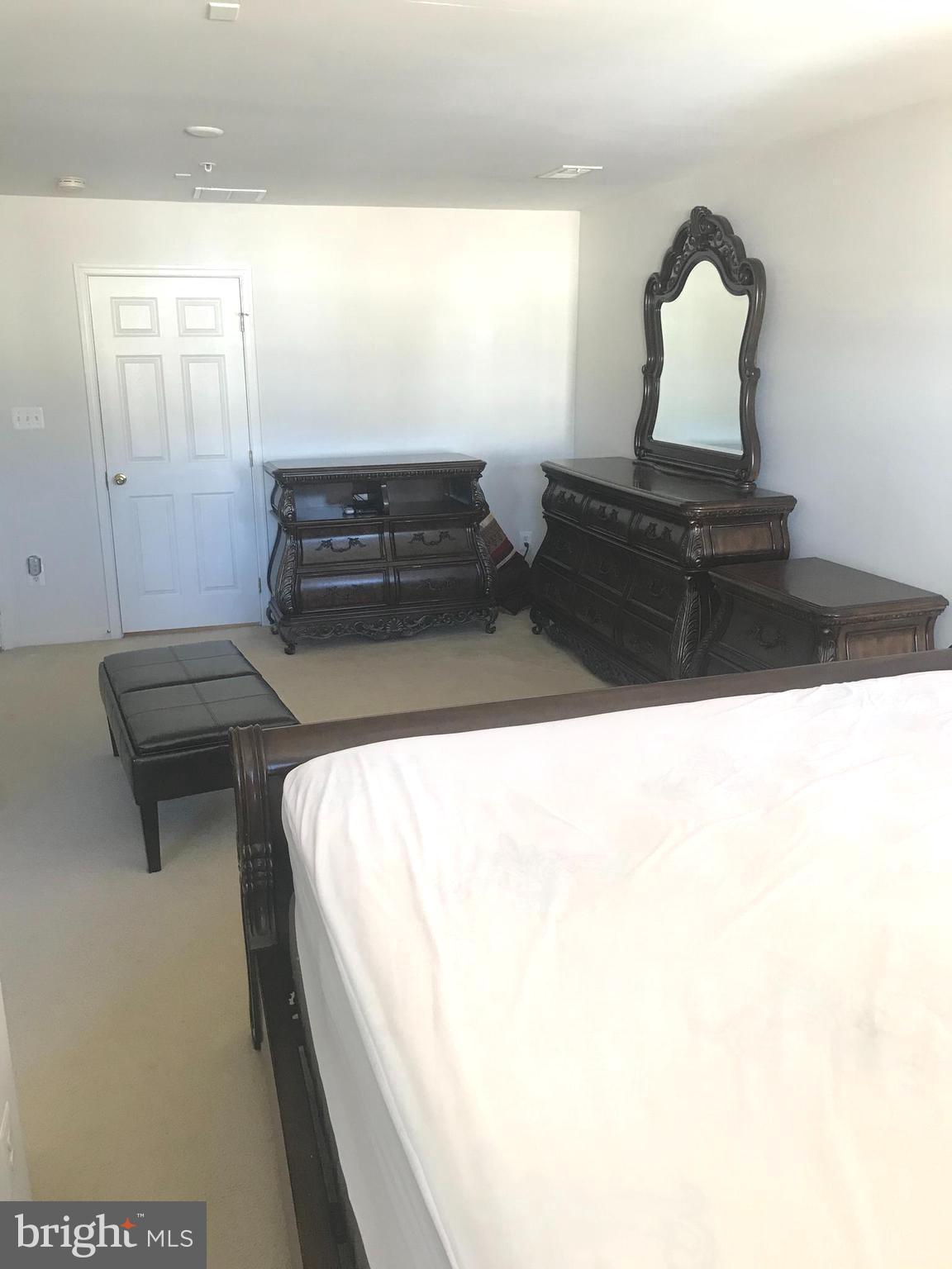 HAGERS CROSSING - Residential Lease