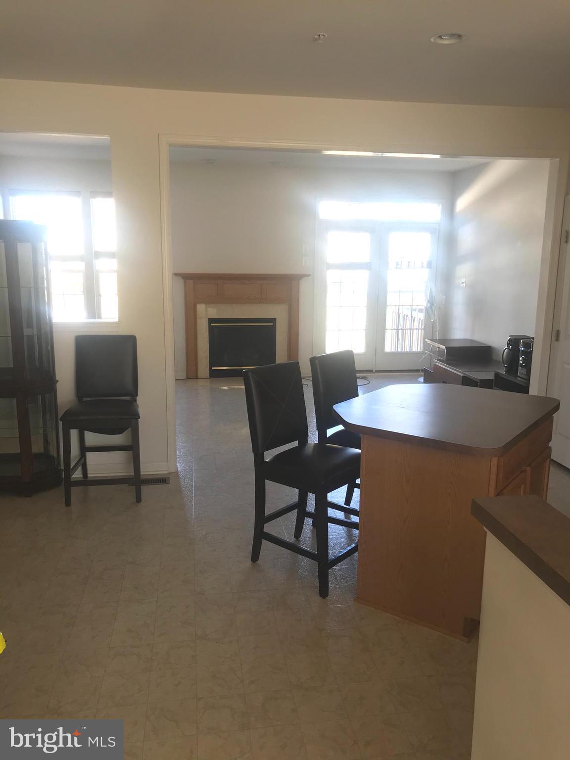 HAGERS CROSSING - Residential Lease