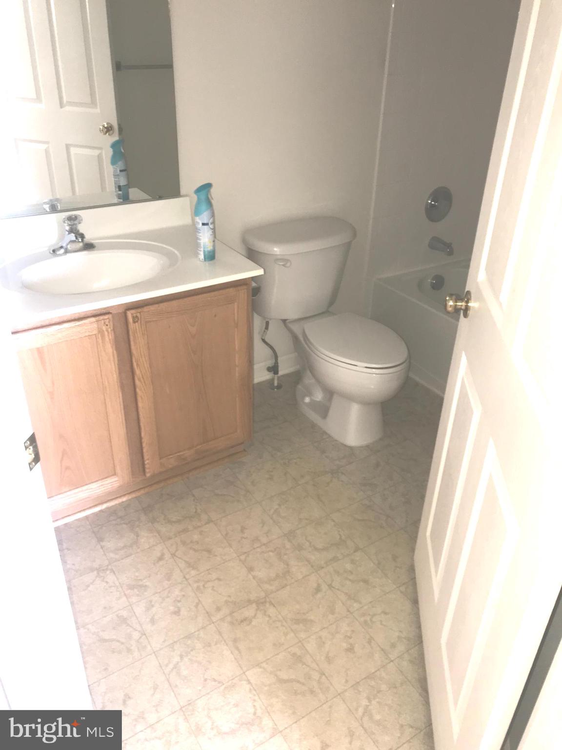 HAGERS CROSSING - Residential Lease