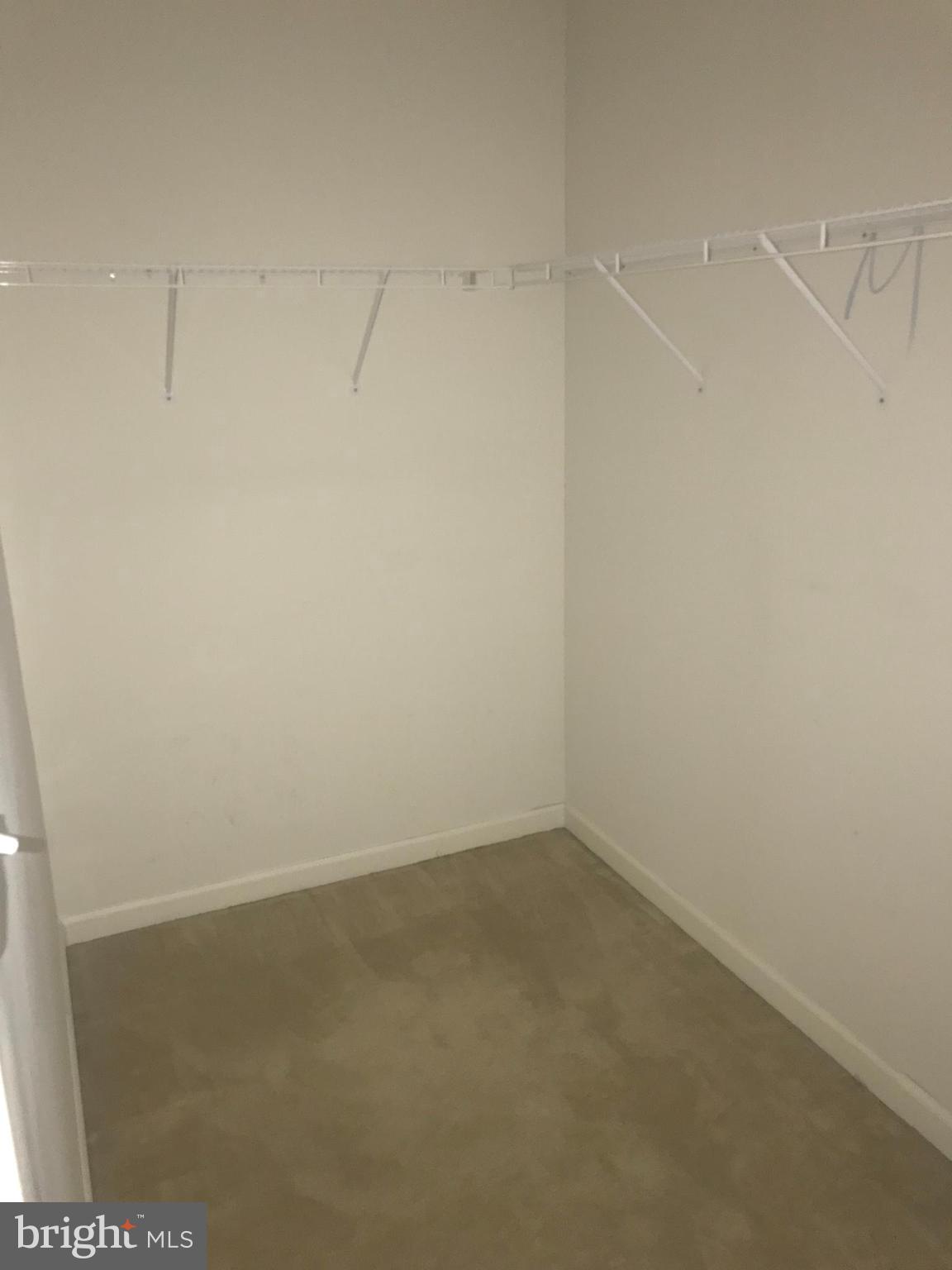 HAGERS CROSSING - Residential Lease