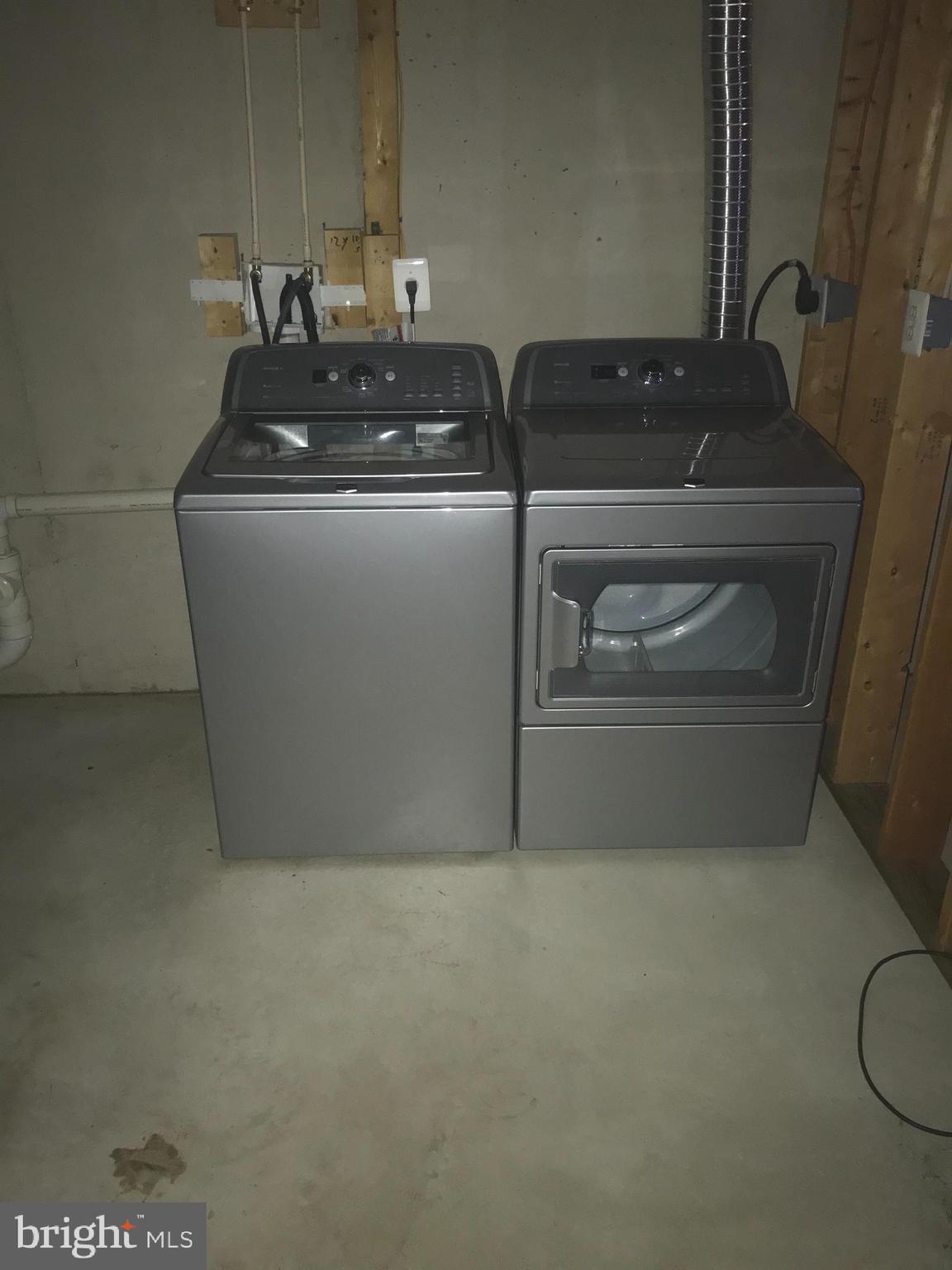 HAGERS CROSSING - Residential Lease